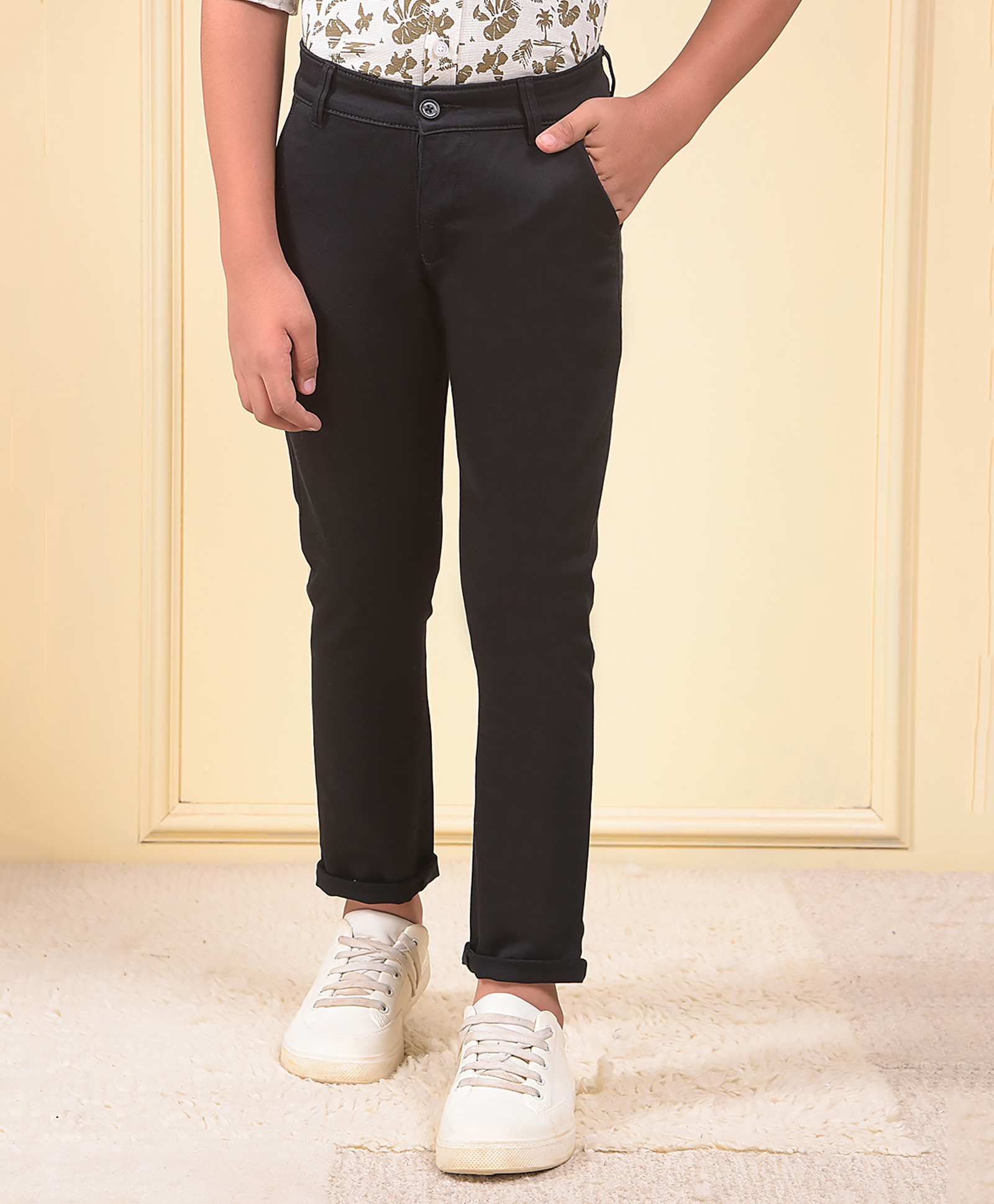 CRIMSOUNE CLUB Cotton Woven Solid Trousers - Black-picture-29