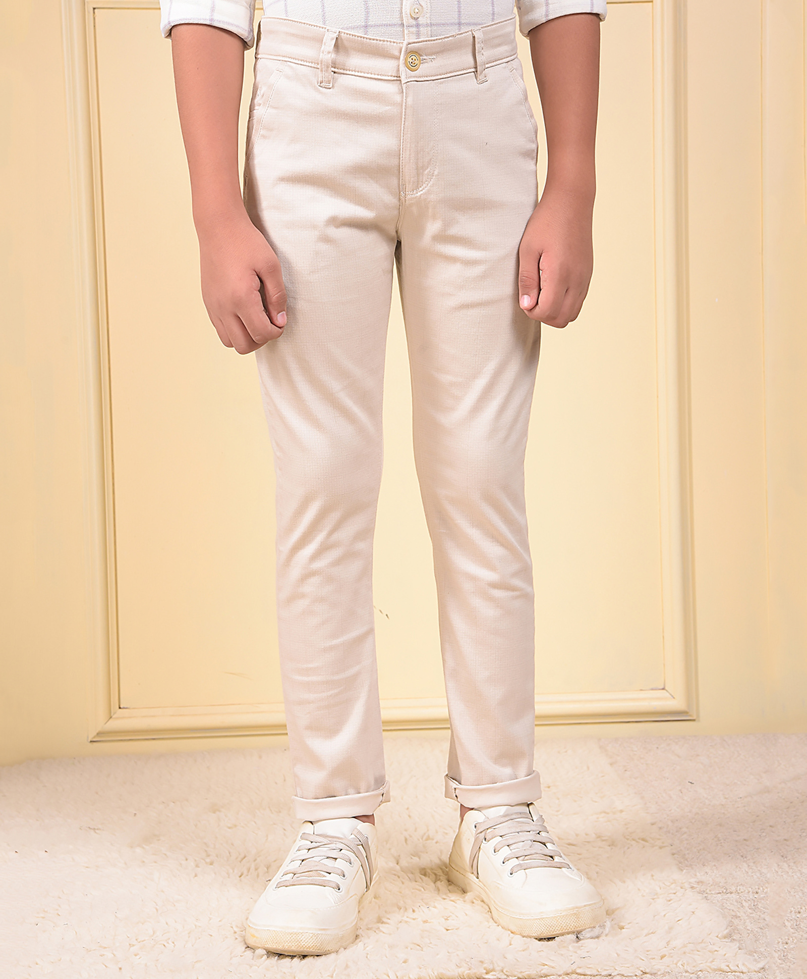 CRIMSOUNE CLUB Cotton Woven Full Length Solid Trousers - Beige-picture-27