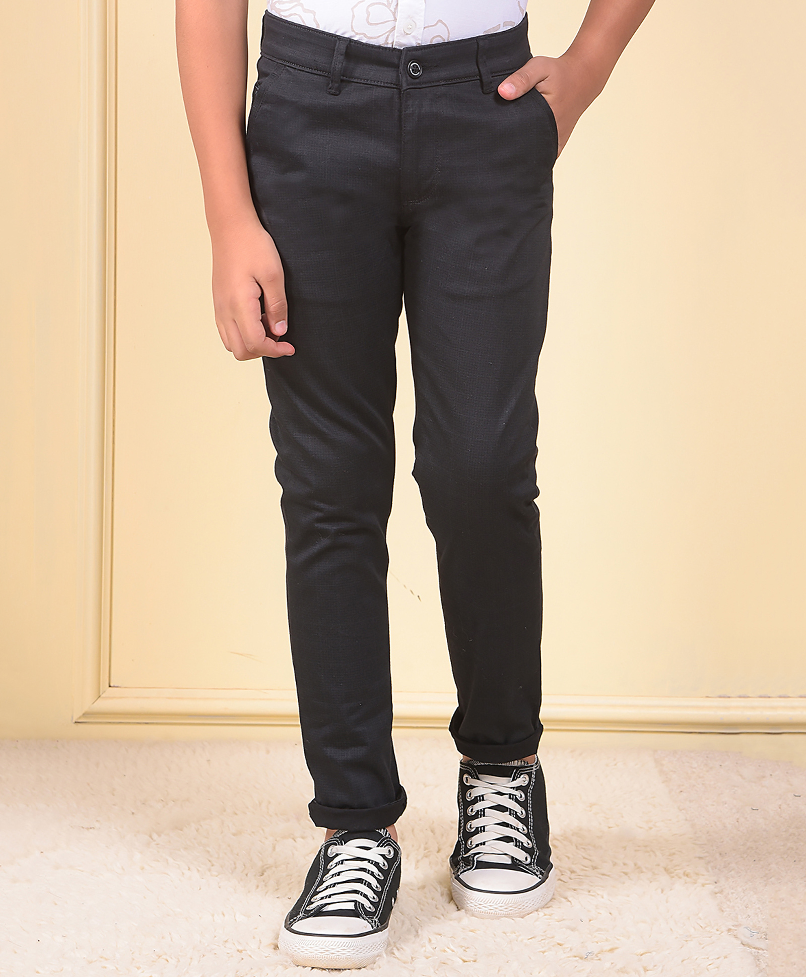 CRIMSOUNE CLUB Cotton Woven Solid Trousers - Black-picture-19