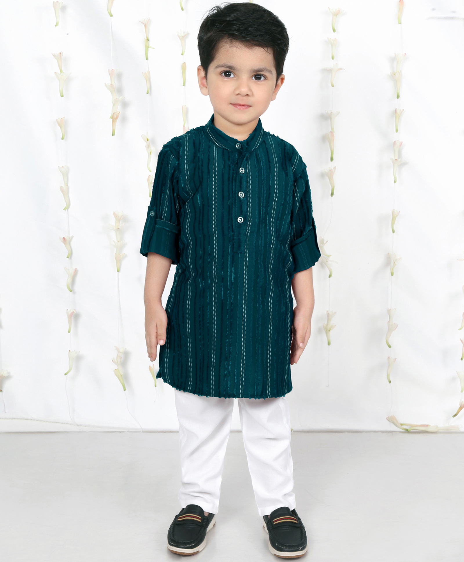BAD BOYS Cotton Rayon Woven Full Sleeves Striped Embroidered Kurta Pyjama Set - Green-image-13