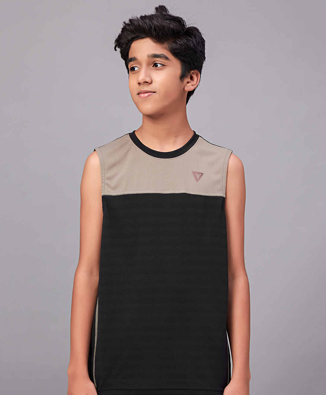 Technosport Knit Sleeveless Colour Blocked Breathable & Quick Dry Sports Tee - Black-image-43