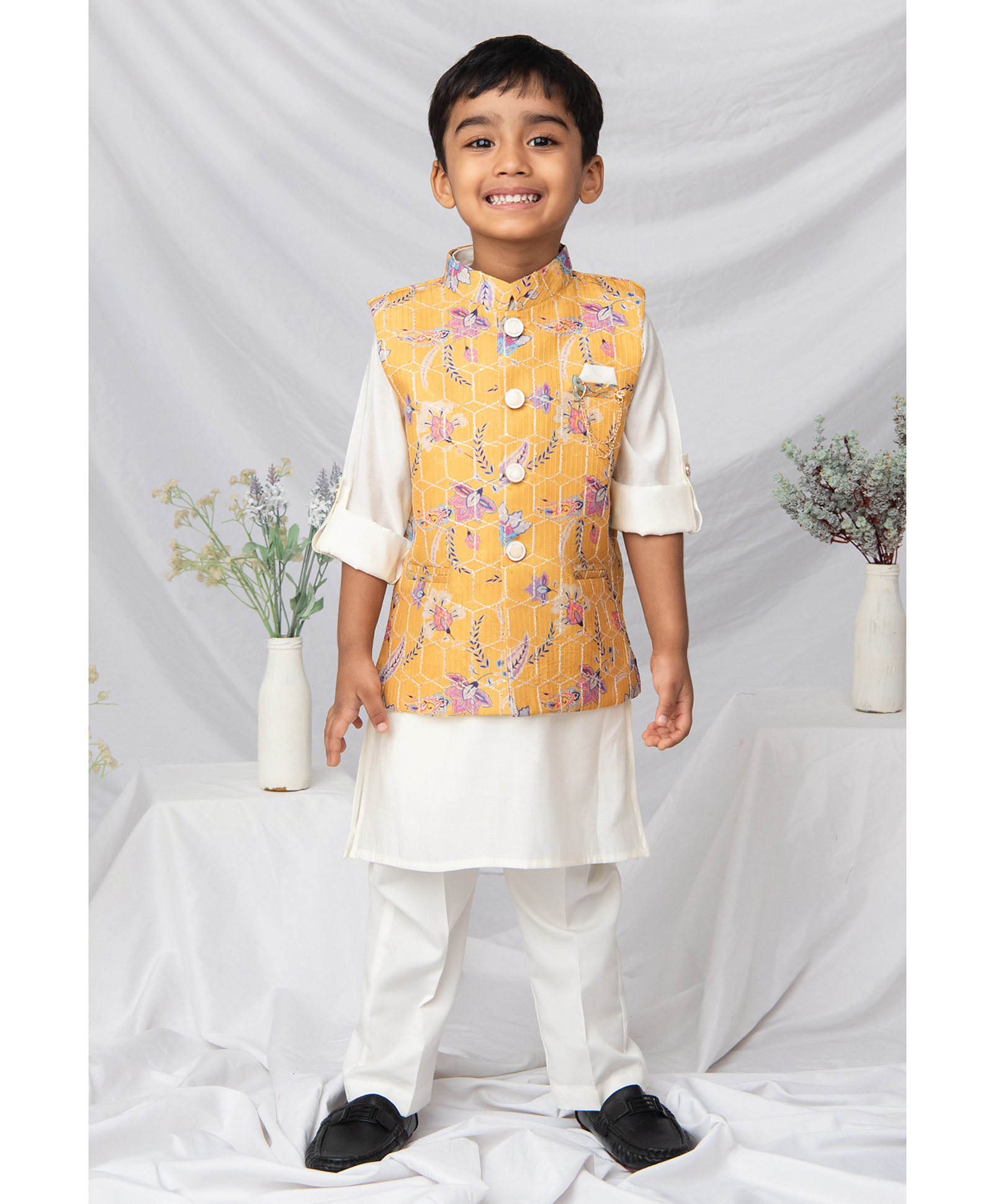 LITTLE COLLARS Silk Woven Full Sleeves Solid Kurta Pyjama With Floral Printed Nehru Jacket Set - Lemon-image-28