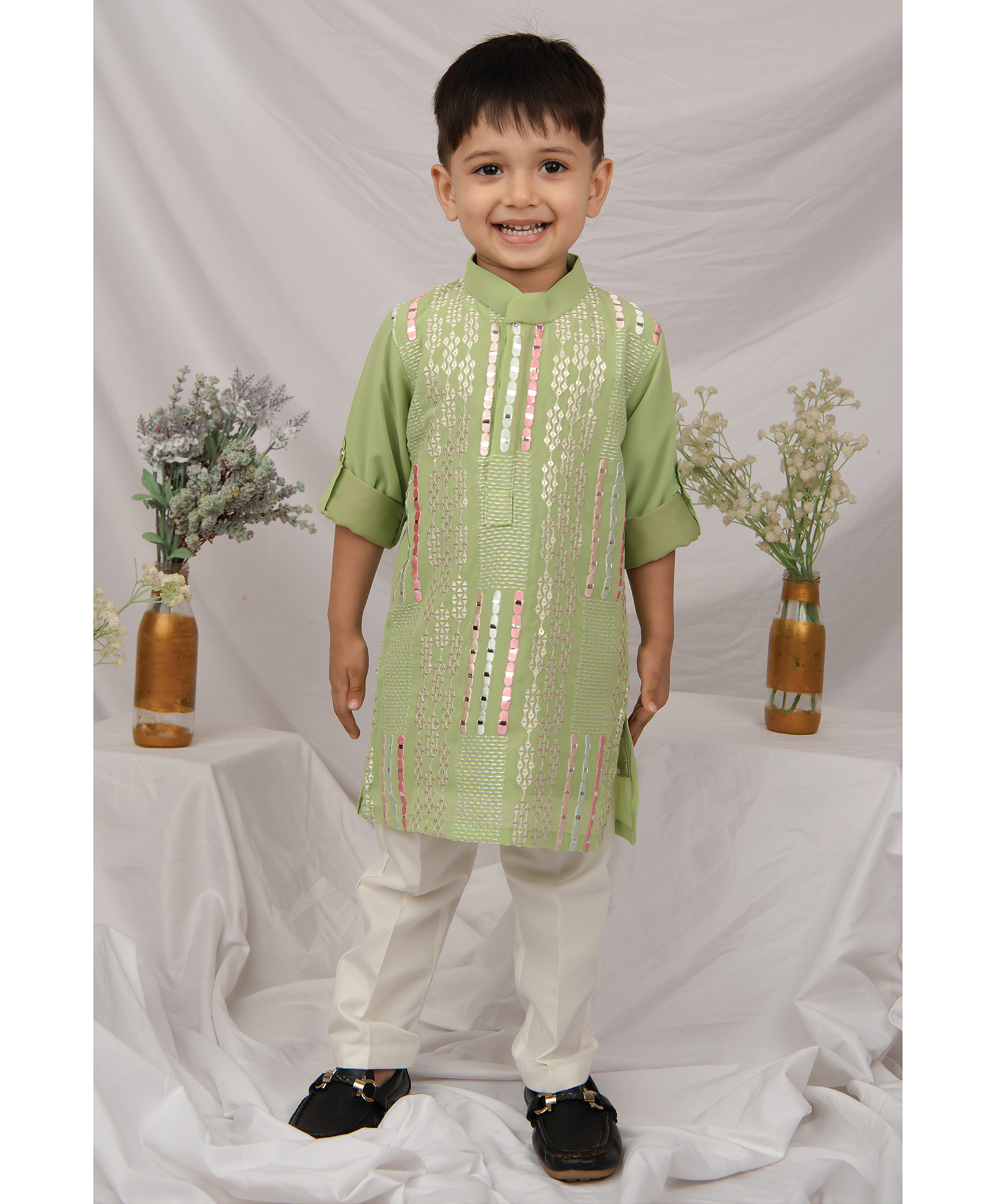 LITTLE COLLARS Georgette Woven Full Sleeves Mirror Work Detailed Kurta Pyjama Set - Green-picture-25