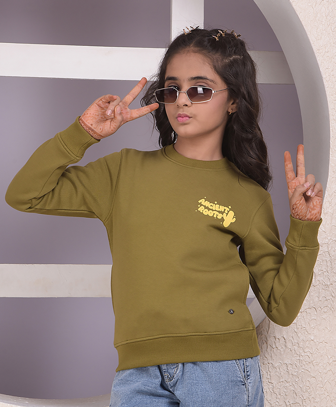 CRIMSOUNE CLUB Cotton Knit Full Sleeves Ancient Roots Text Printed Light Winter Sweatshirt - Olive Green-image-2