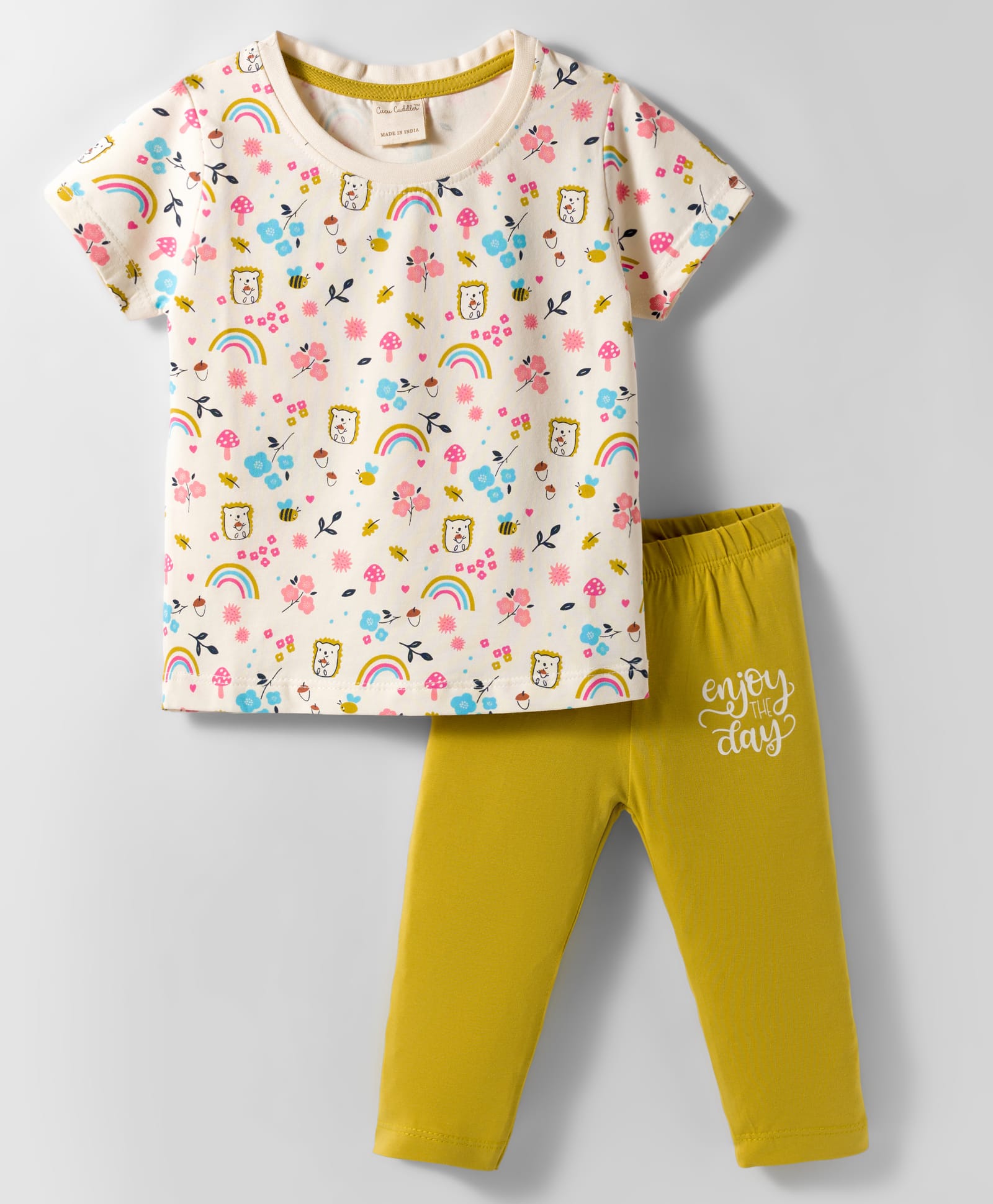CUCUMBER Single Jersey Knit Half Sleeves T-Shirt & Joggers Set With Animal Print - Cream & Neon Green-image-5