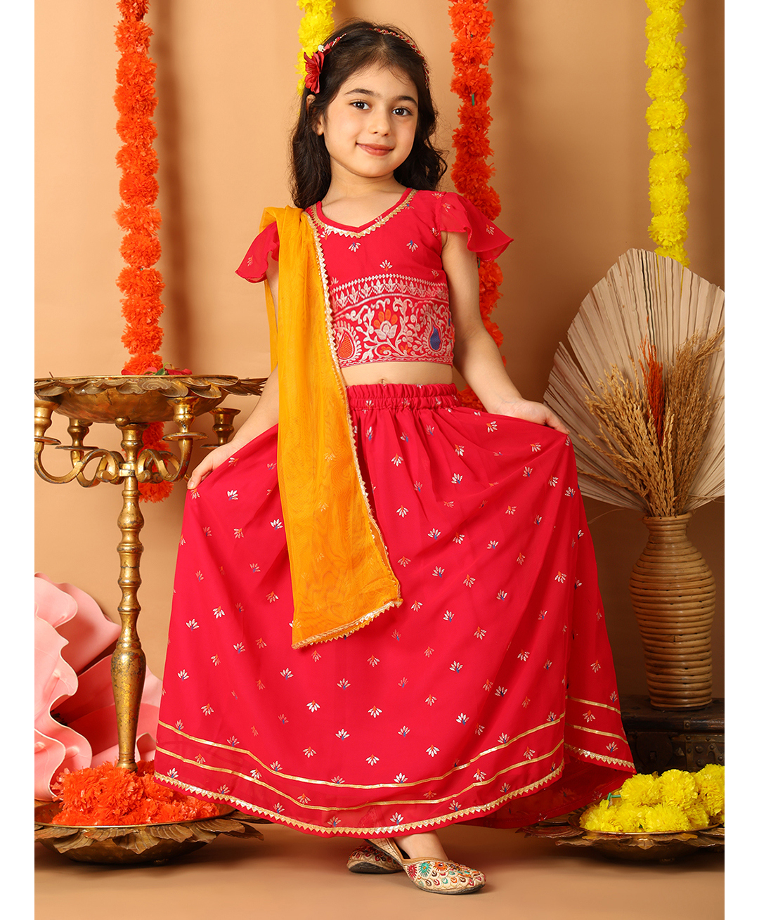 Kinder Kids Cotton Woven Frill Sleeves Floral & Paisley Foil Printed Lehenga Choli With Dupatta Set - Red-picture-12