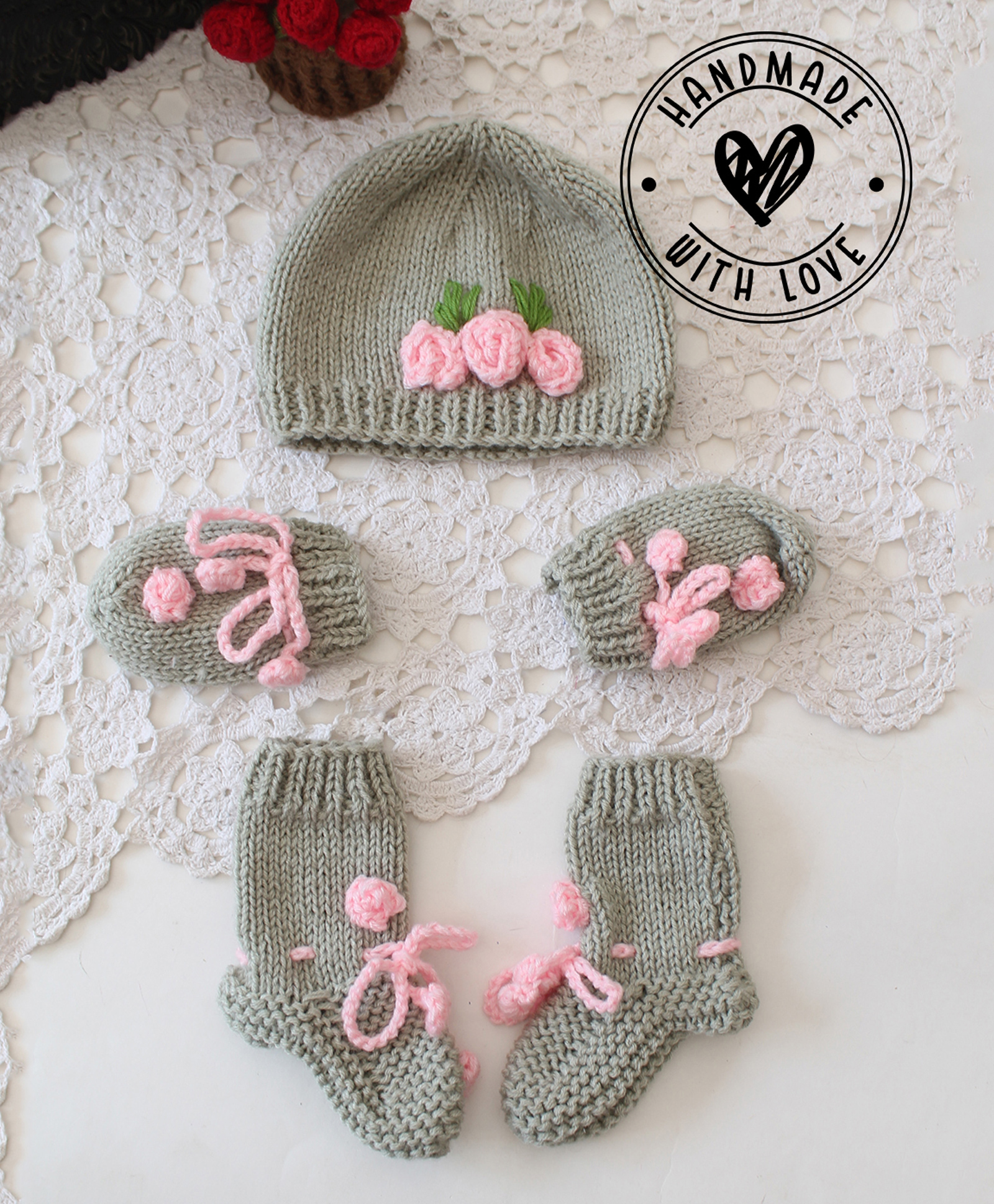 Woonie Floral Applique Embroidered Cap With Mittens & Booties Set - Grey-image-7