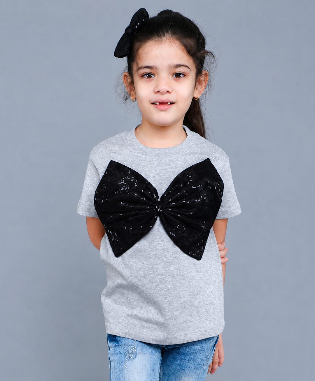 PinkChick Cotton Woven Half Sleeves Sequins Embellished Bow Applique Detailed Tee With Hair Clip - Grey-picture-23
