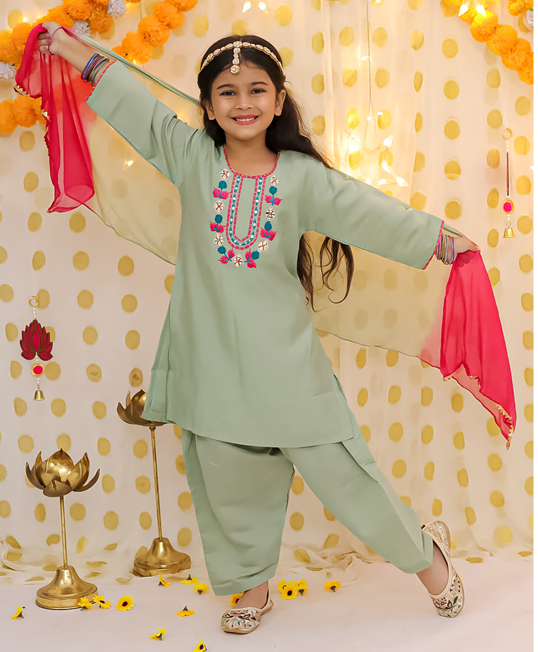 BownBee Silk Woven Three Fourth Sleeves Floral Embroidered Beads Embellished Kurti & Salwaar With Dupatta Set - Green-image-29