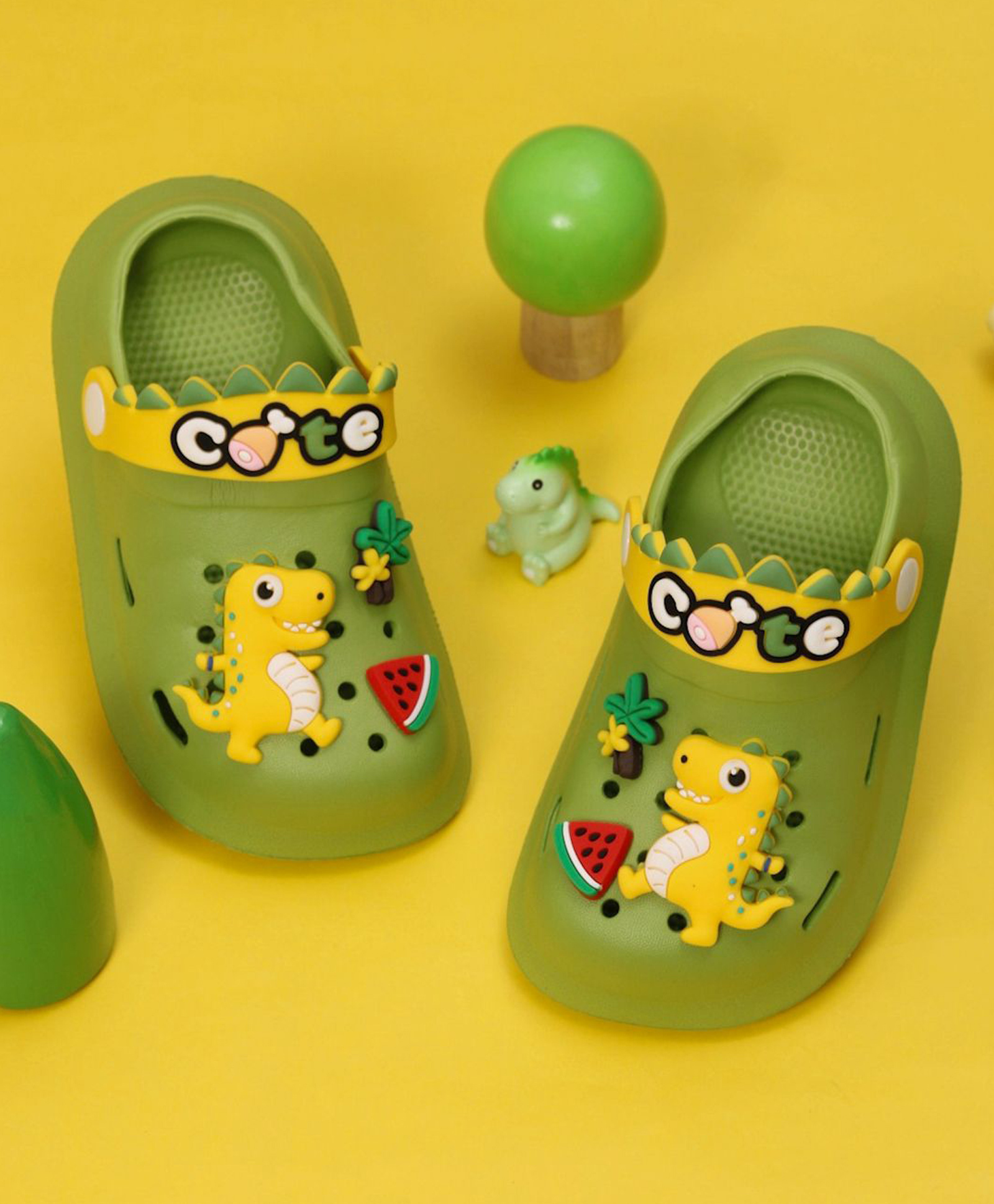 Yellow Bee Dinosaur & Tree Applique Detailed With Slingback Perforated Clogs - Green-image-4