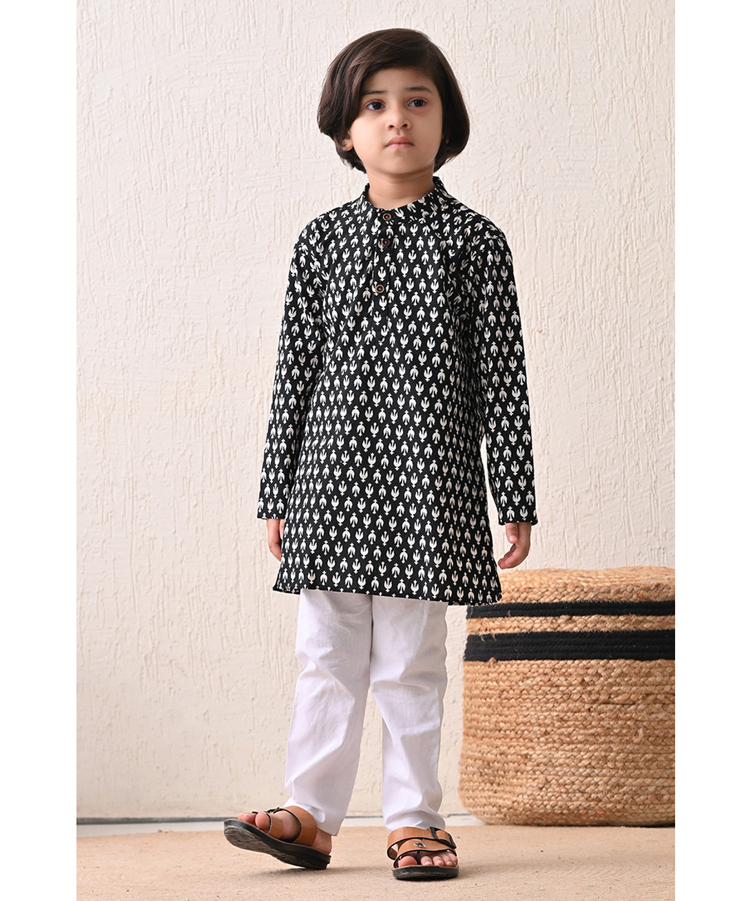 MoMaa Cotton Woven Full Sleeves Ethnic Motif Printed Kurta Pyjama Set - Black-picture-28