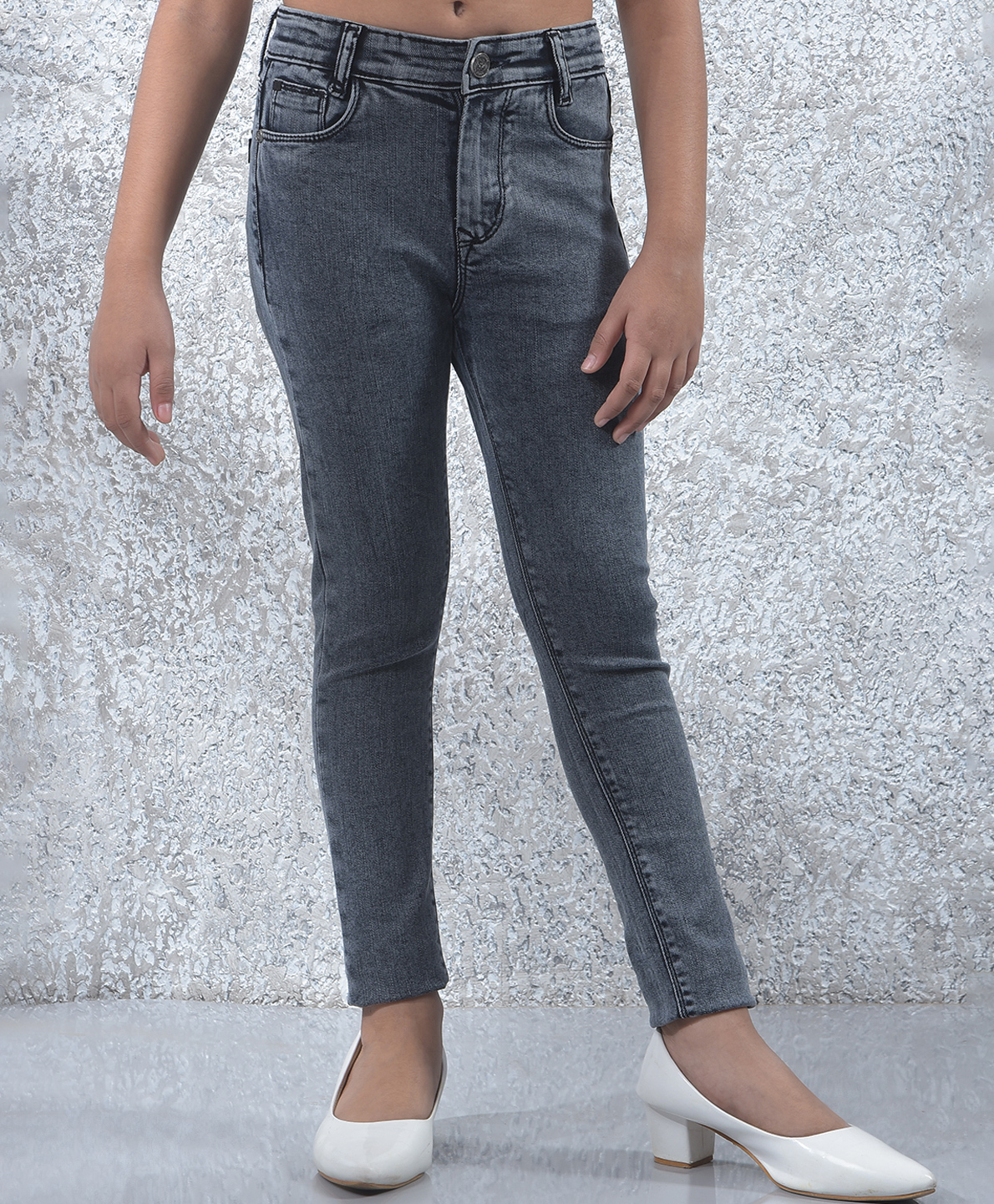 CRIMSOUNE CLUB Cotton Denim Solid Jeans - Grey-picture-38