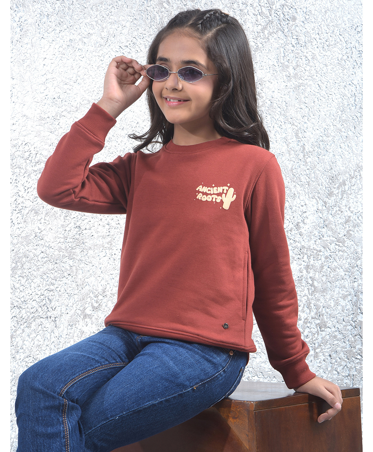 CRIMSOUNE CLUB Cotton Knit Full Sleeves Ancient Roots Text Printed Light Winter Sweatshirt - Red-image-9