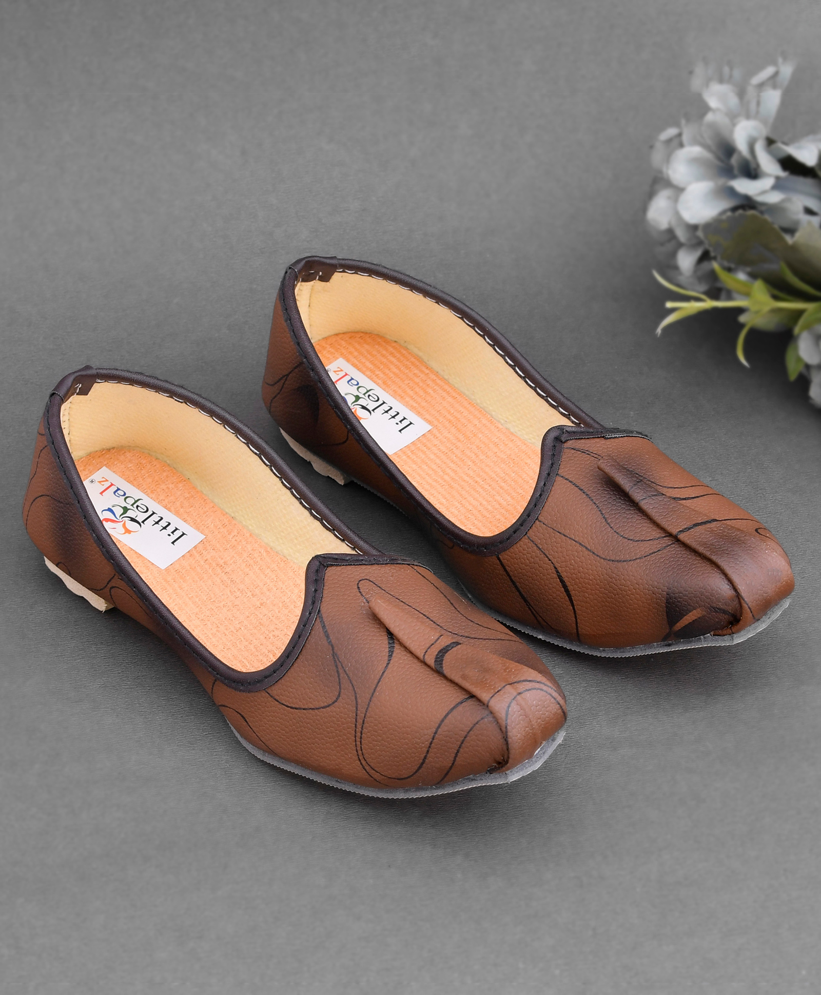 Little Palz Abstract Design Slip On Mojaris - Brown-image-25
