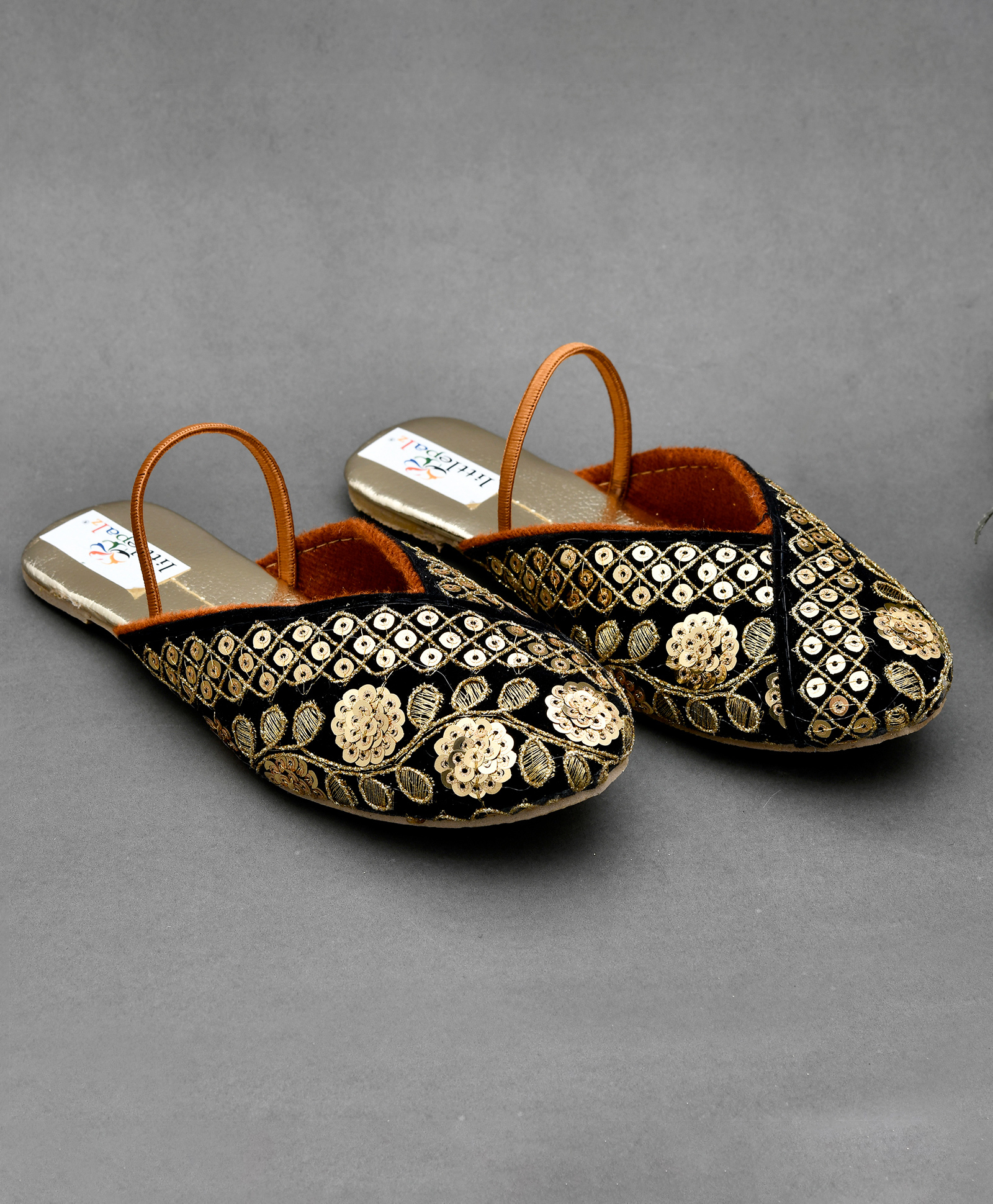 Little Palz Leaves Embroidered & Sequins Embellished Mojaris - Black