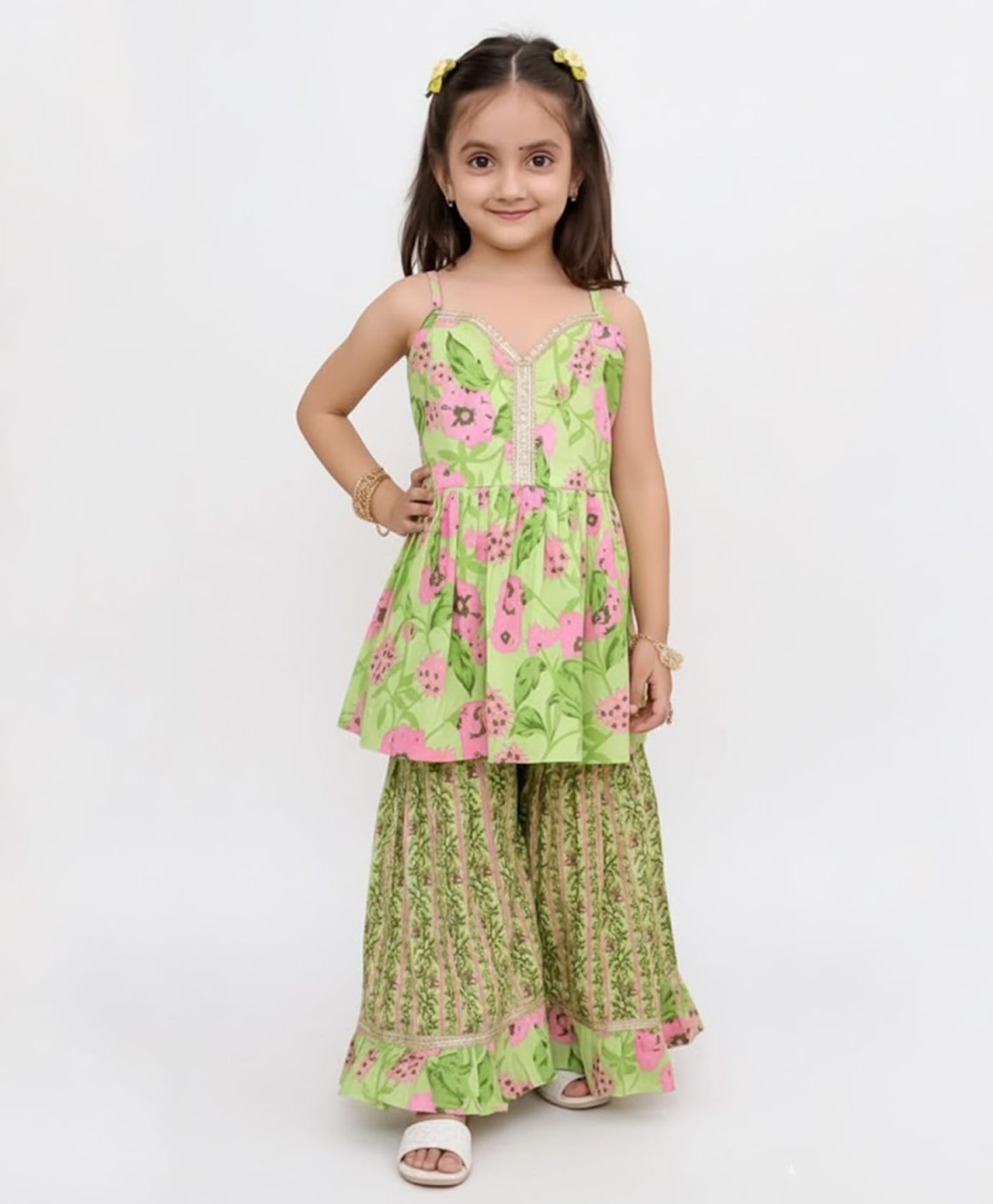 VeraA Cotton Knit Sleeveless Floral Printed Lace Embellished Kurti & Sharara Set - Green-picture-15