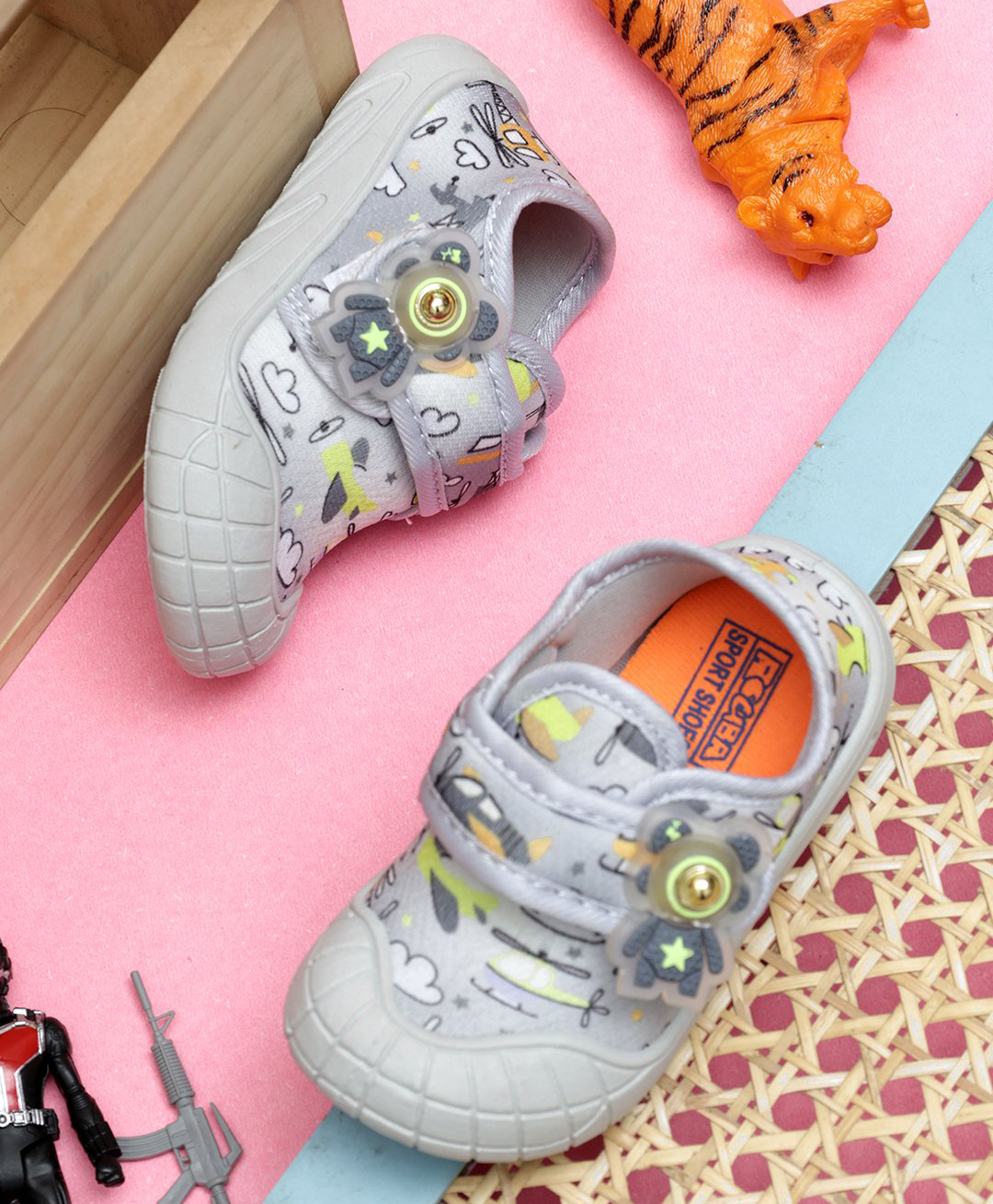 TOMSY CHOICE Vehicles Printed Velcro Closure Shoes -Grey-picture-13