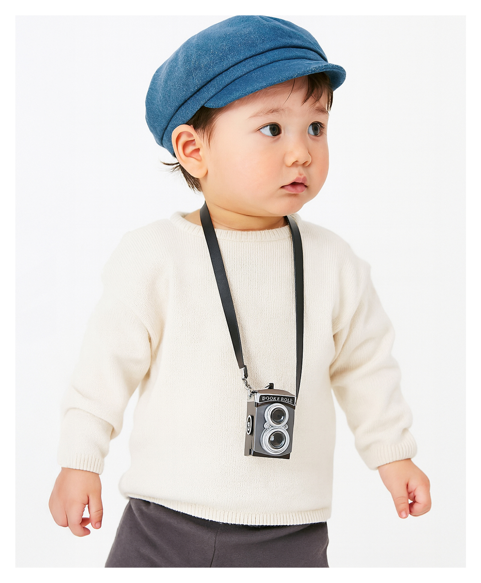 MOMISY Kids Toy Camera, Perfect for Photoshoot, with Flash and Shutter Sound Black Retro-image-1