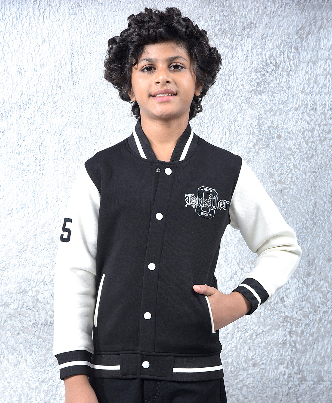 CRIMSOUNE CLUB Knit Full Sleeves Hustler Text Embroidered Light Winter Bomber Jacket - Black-picture-32