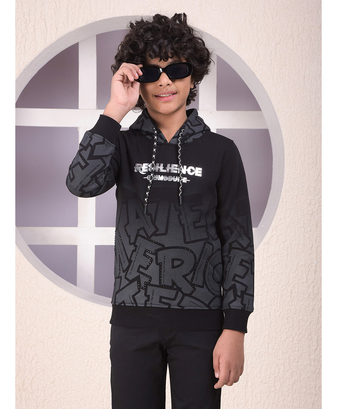 CRIMSOUNE CLUB Cotton Woven Full Sleeves Resilience Text Printed & Ombre Light Winter Hooded Sweatshirt - Black-picture-25