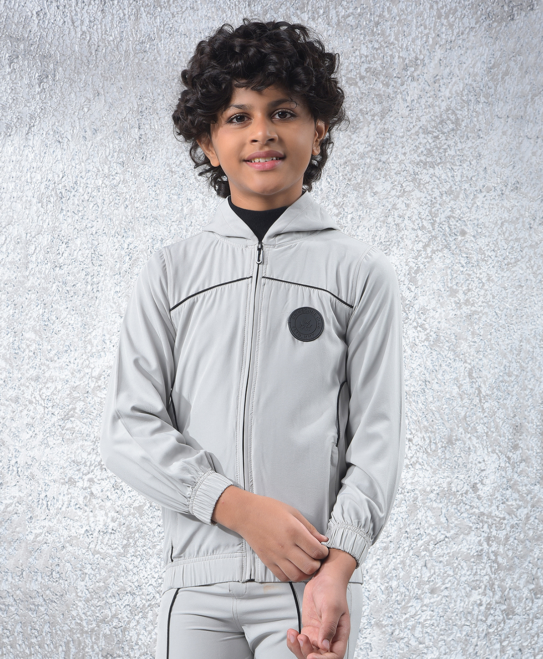 CRIMSOUNE CLUB Woven Full Sleeves Solid Light Winter Hooded Sweatjacket - Grey-picture-27