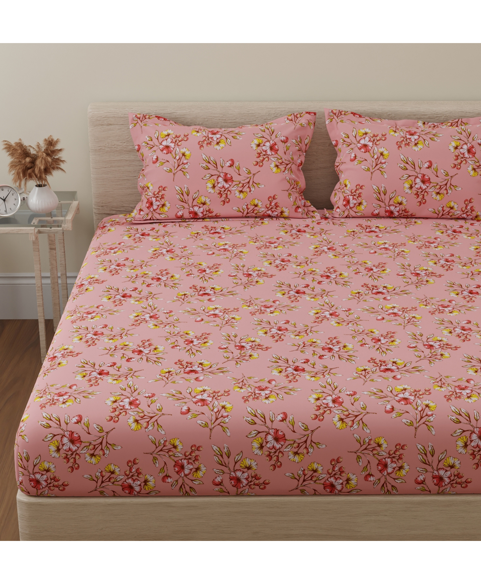 Huesland by Ahmedabad Cotton 144 TC Double Bedsheet Cotton with 2 Pillow Covers | Peach & Pink-image-48