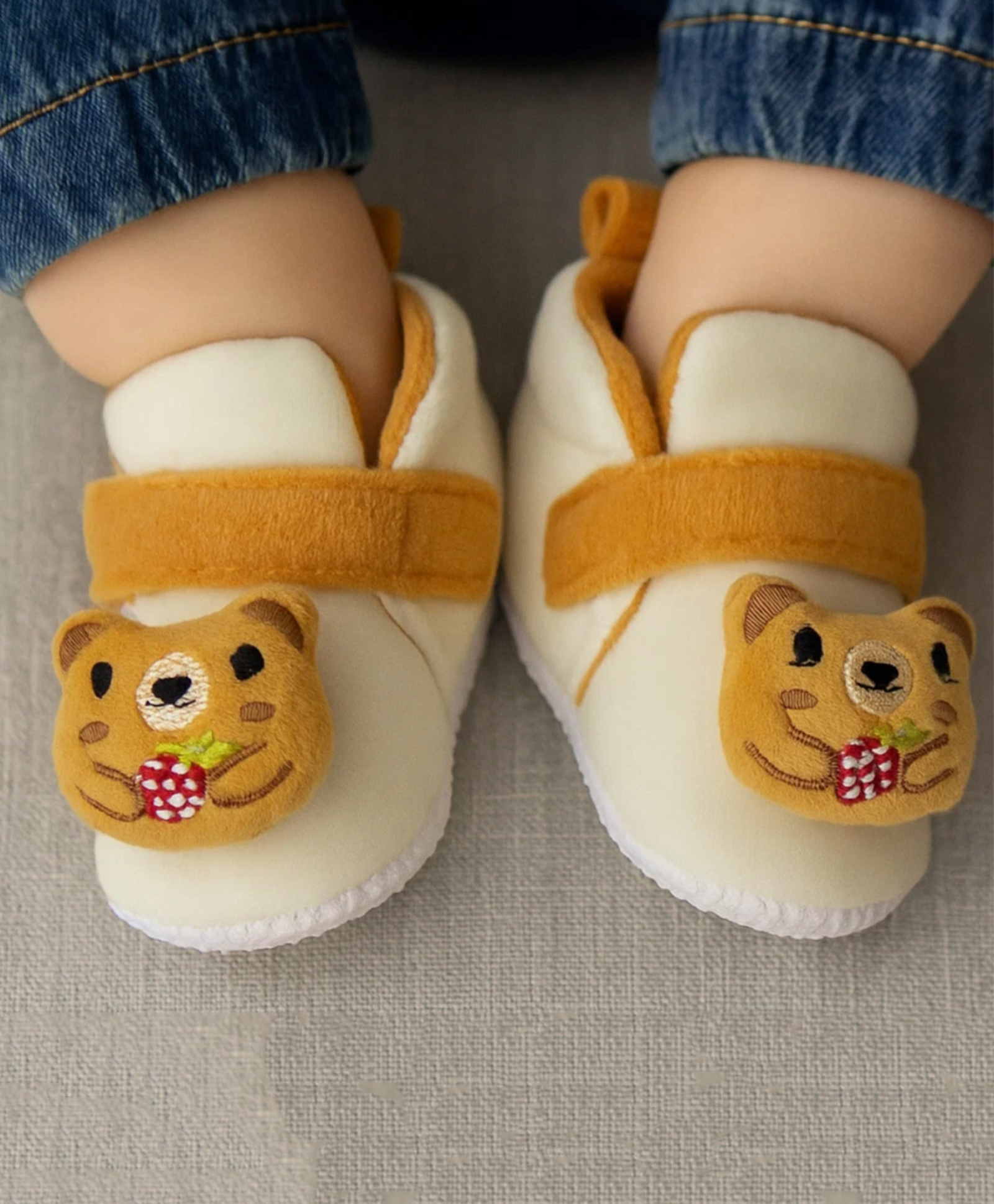 Neska Moda Bear Applique Detailed Velcro Closure Booties - White & Brown-image-34
