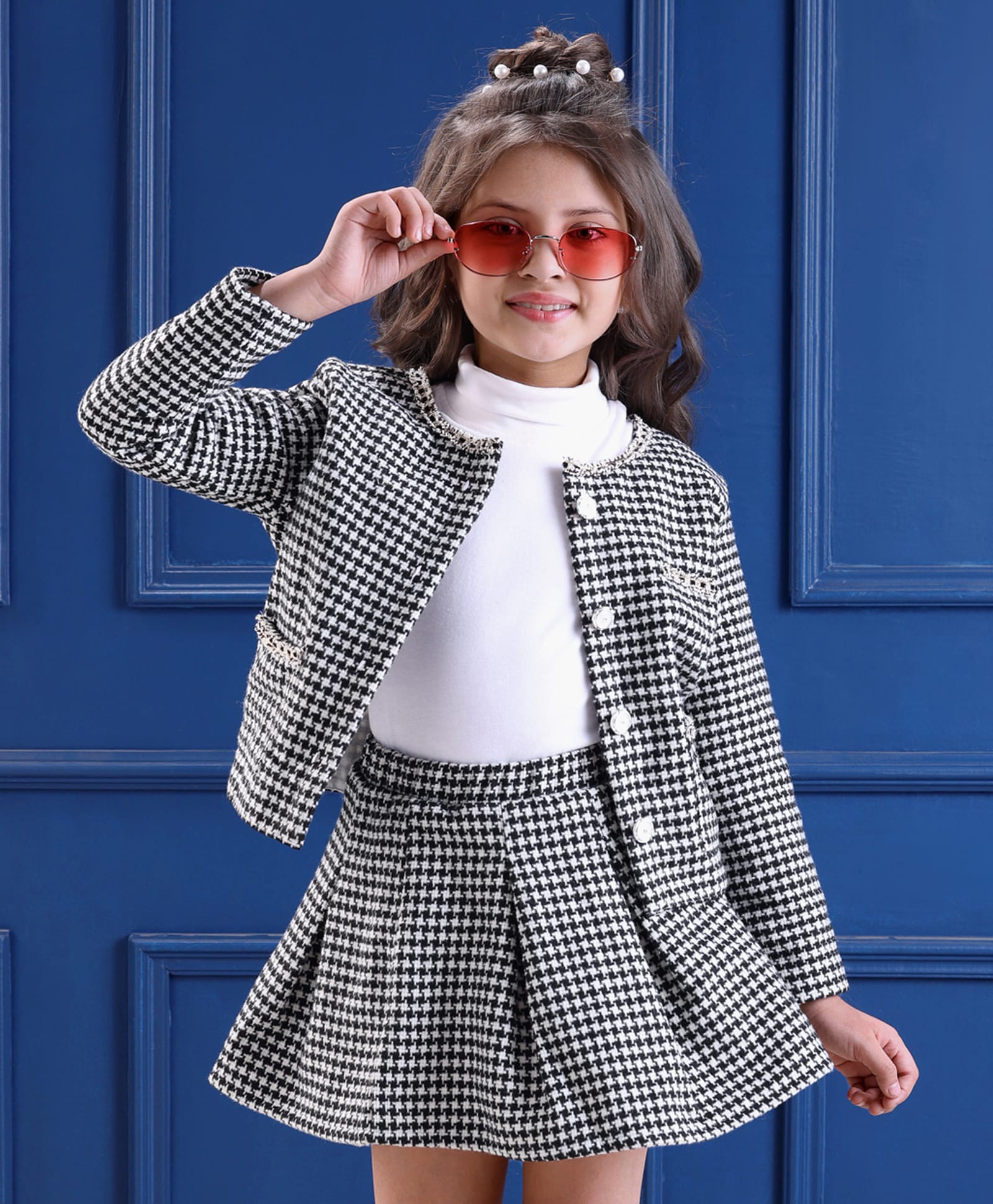 Mark & Mia Woven Full Sleeves Checks Party Suit - Black-picture-31