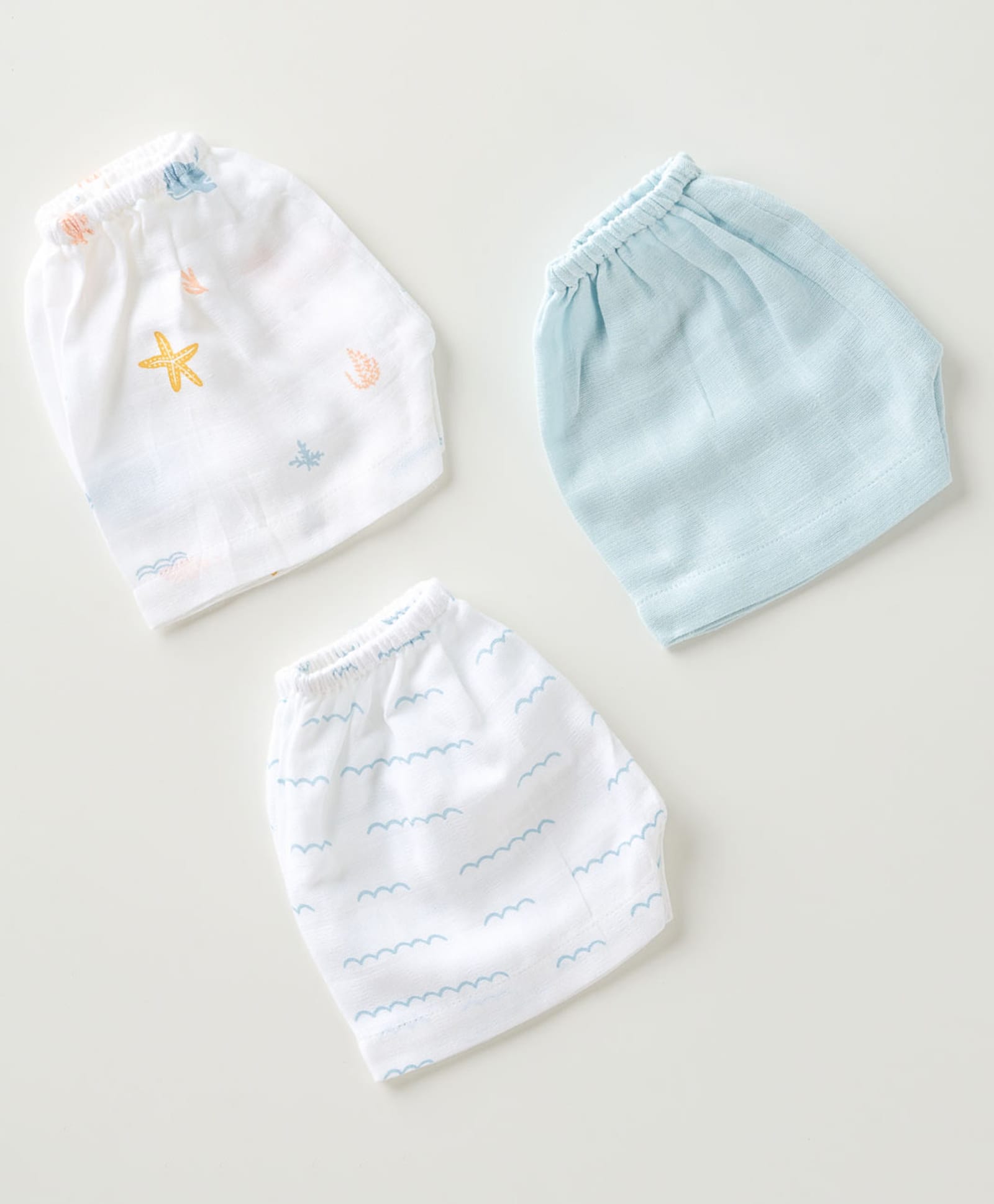 AARIRO 100% Muslin Woven Pack Of 3 Solid Sea Life & Waves Printed Shorts - White & Pink-picture-10
