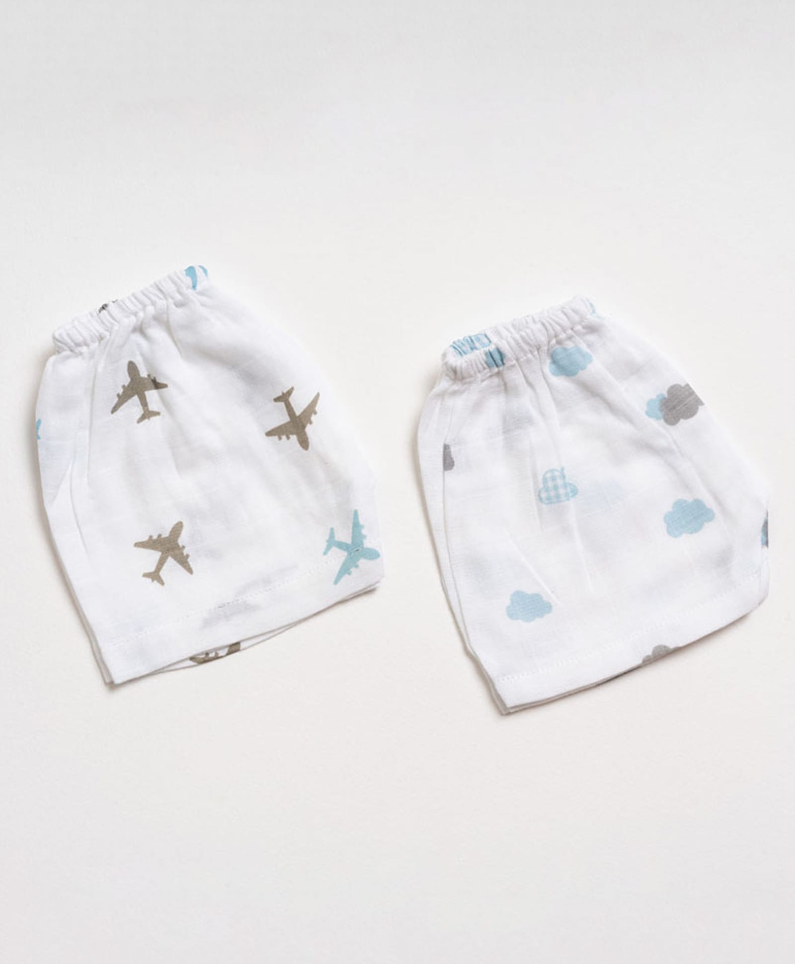 AARIRO 100% Muslin Woven Pack Of 2 Air Planes & Clouds Printed Shorts - White-image-49