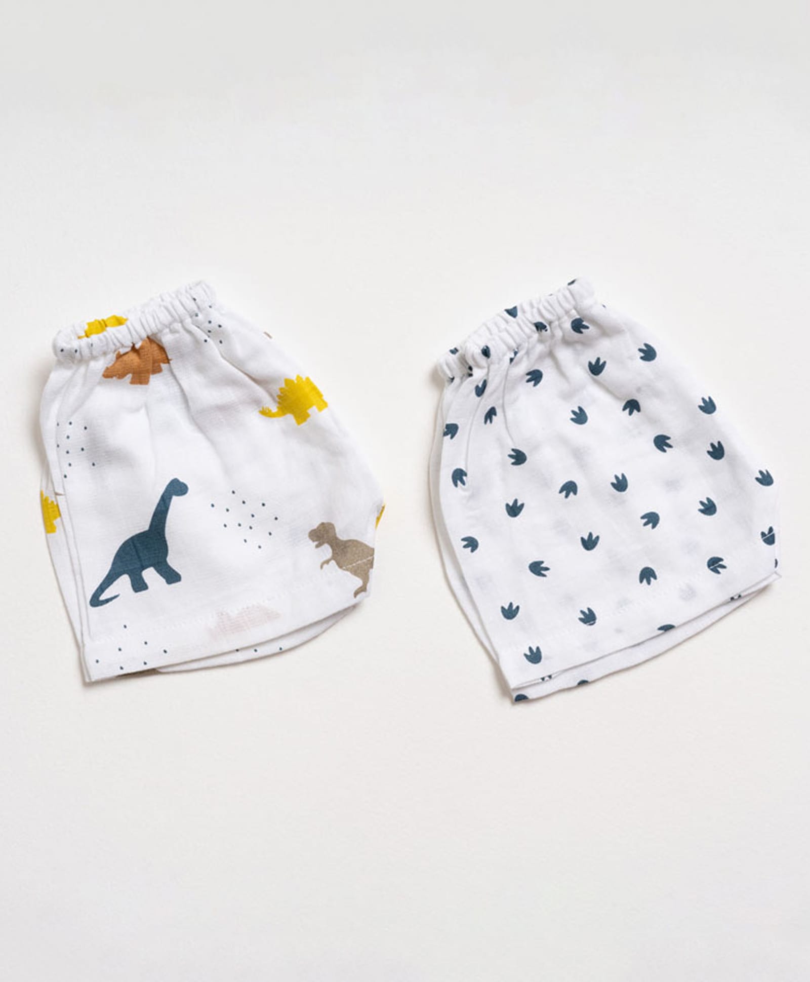 AARIRO 100% Muslin Woven Pack Of 2 Dinosaurs Printed Shorts - White-picture-17