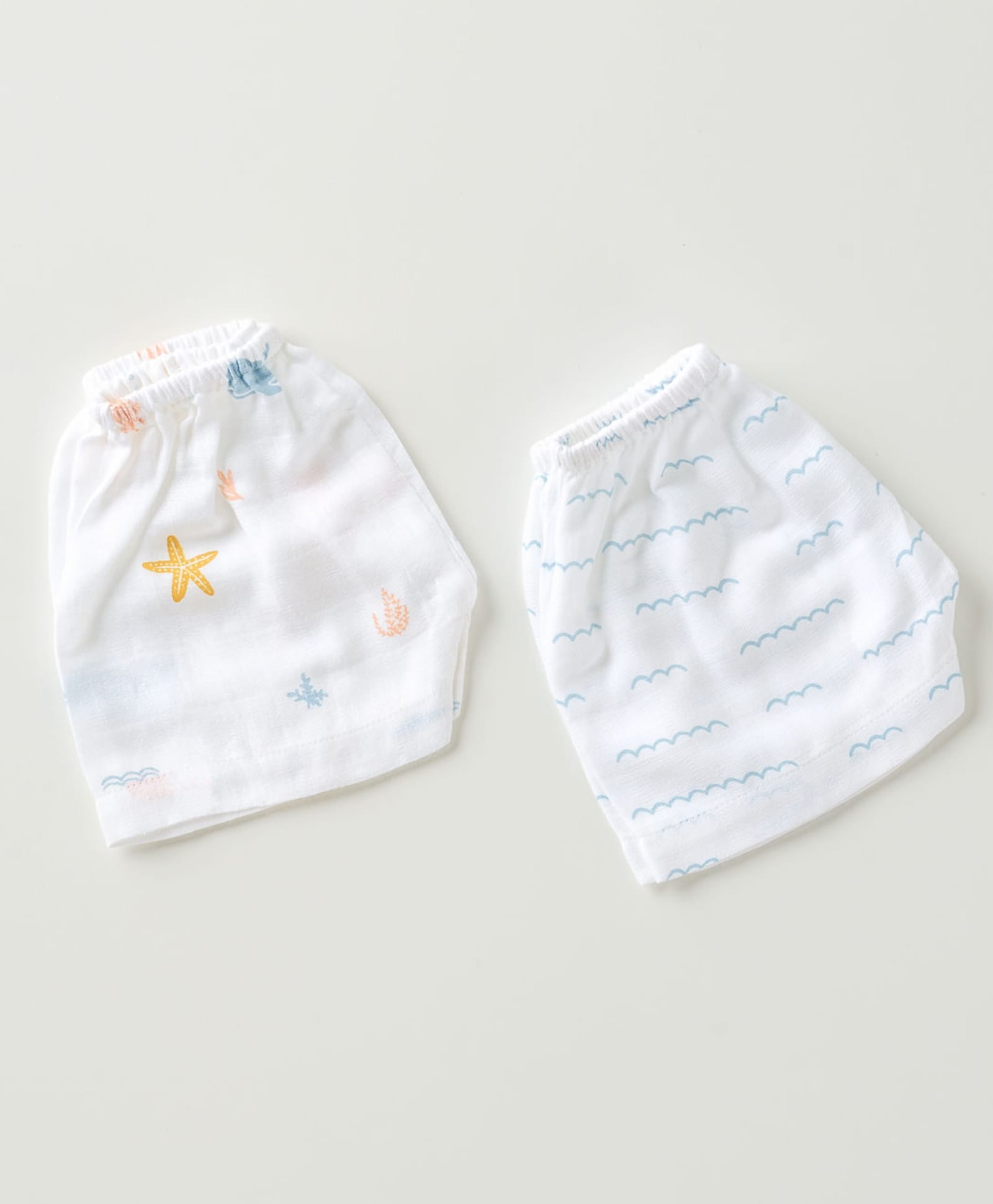 AARIRO 100% Muslin Woven Pack Of 2 Sea Life Printed Shorts - White-image-13