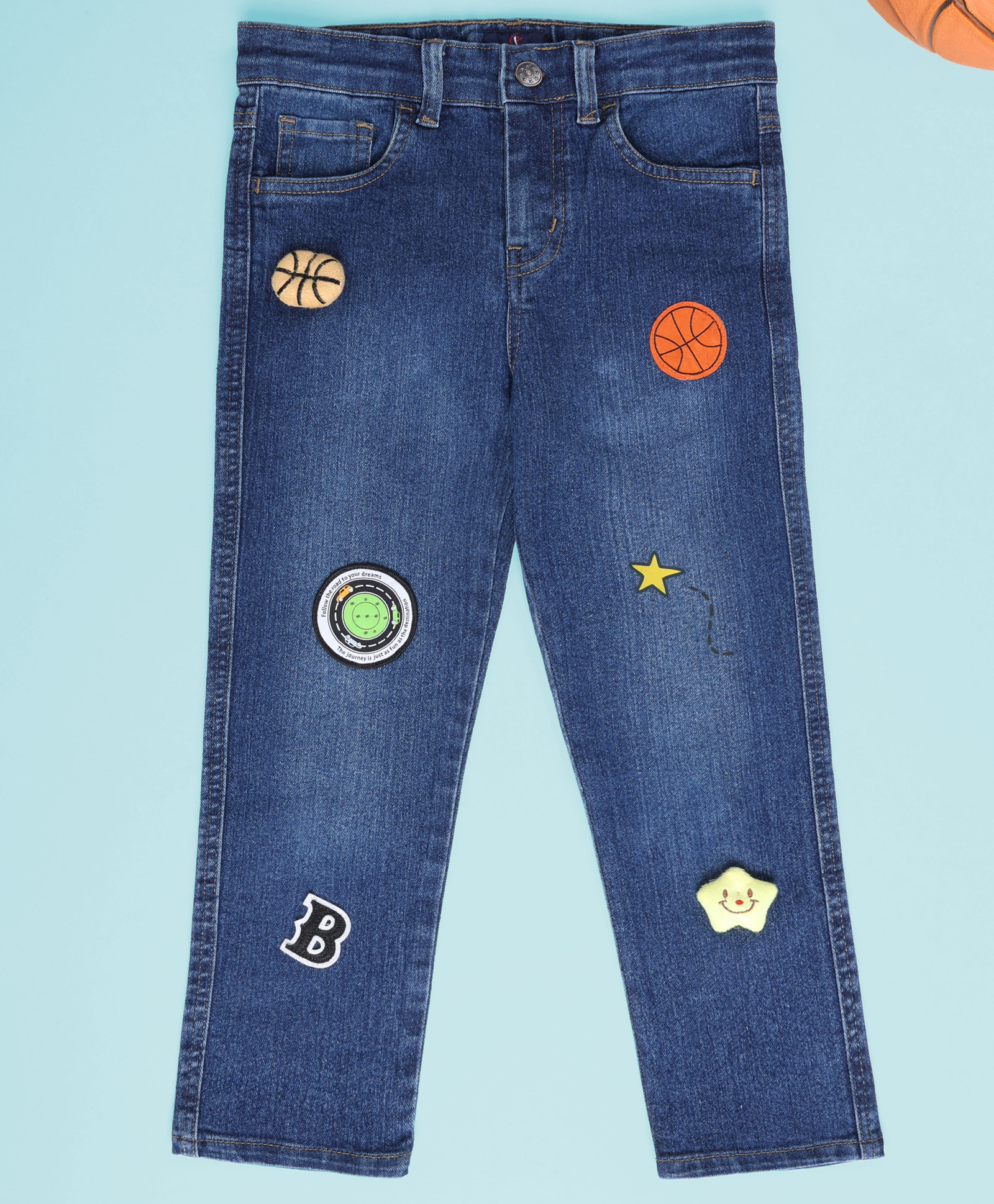 Kiddopanti Denim Woven Basketball & Star Patch Detailed Washed Jeans - Blue-picture-11