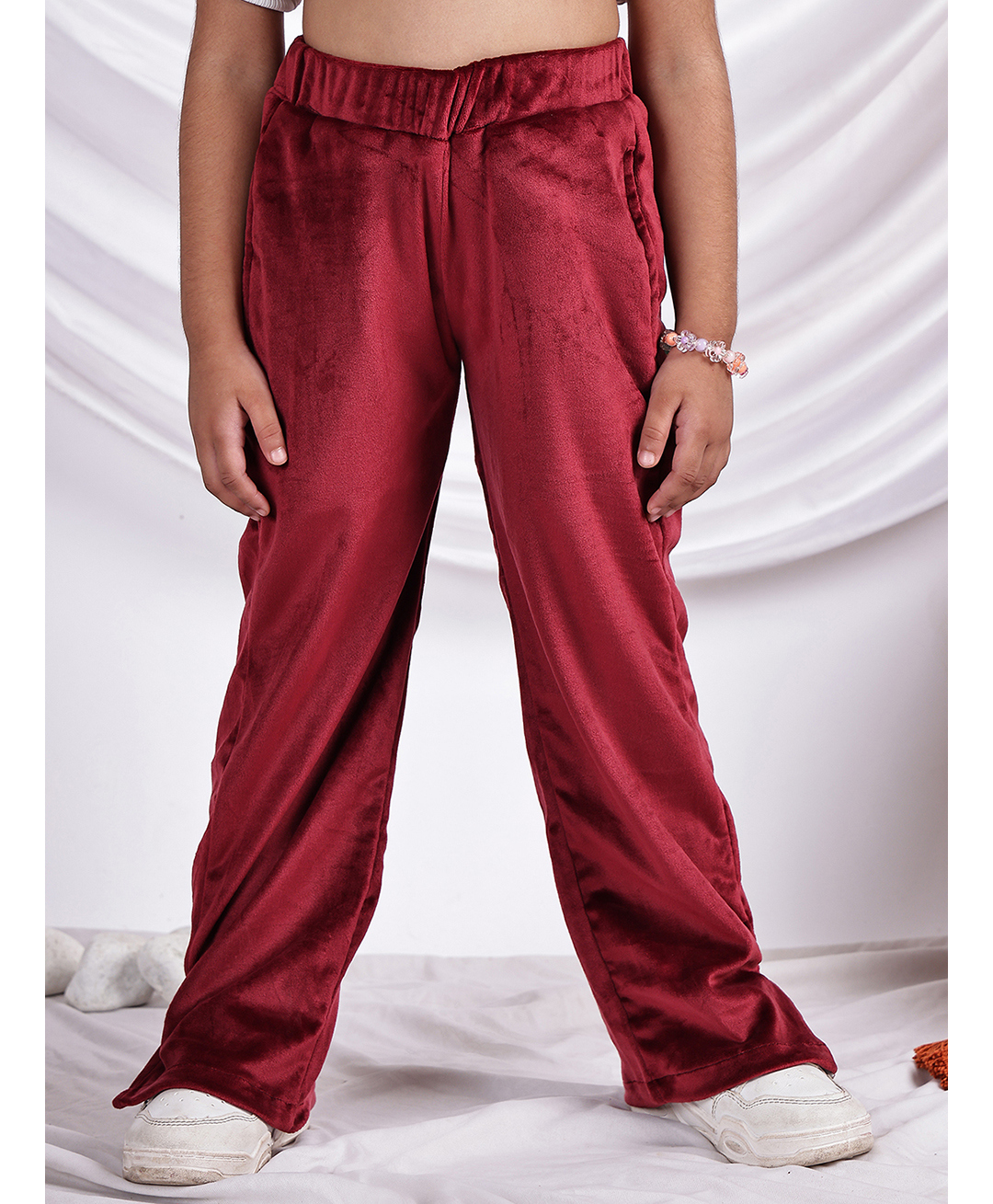 NEUDIS Velvet Knit Solid Pants - Wine-picture-23
