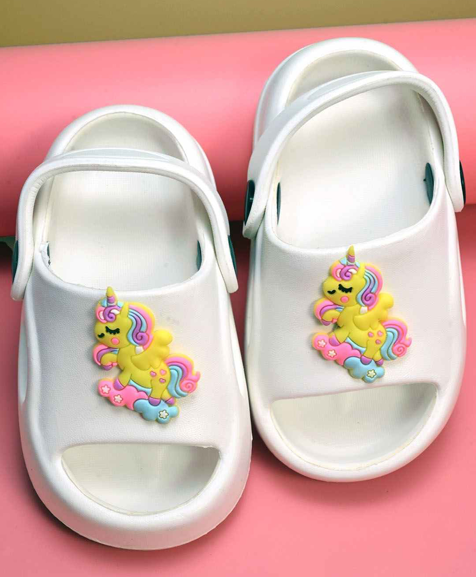 Yellow Bee Unicorn Applique Detailed With Sling Back Clogs - White-picture-12