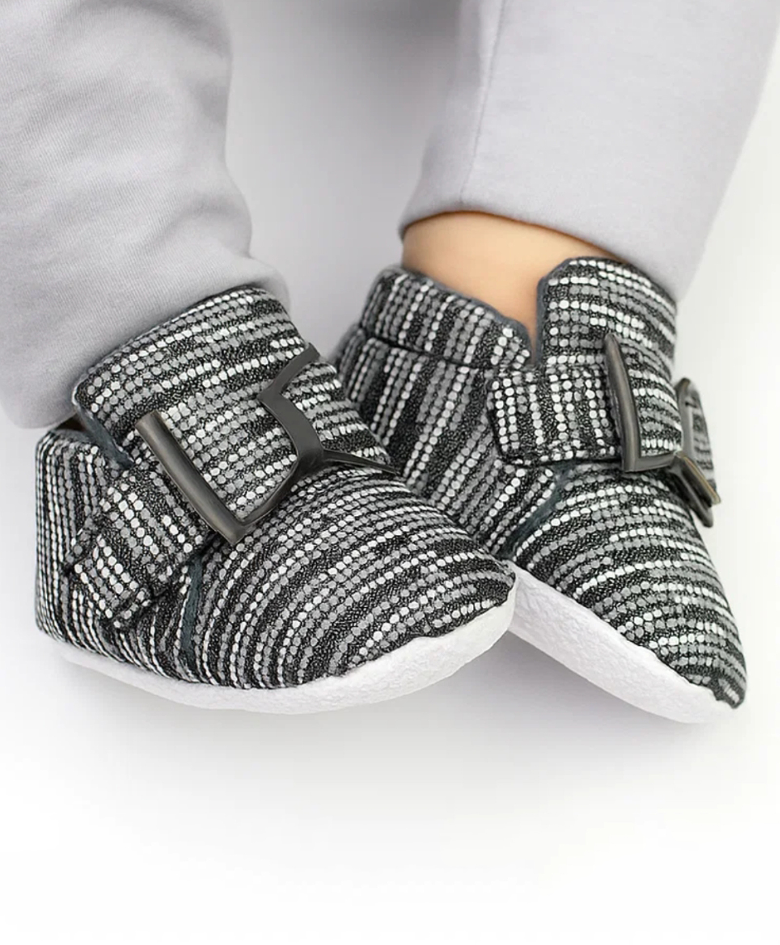 Neska Moda Bow Applique Detailed Velcro Closure Booties - Grey-image-41