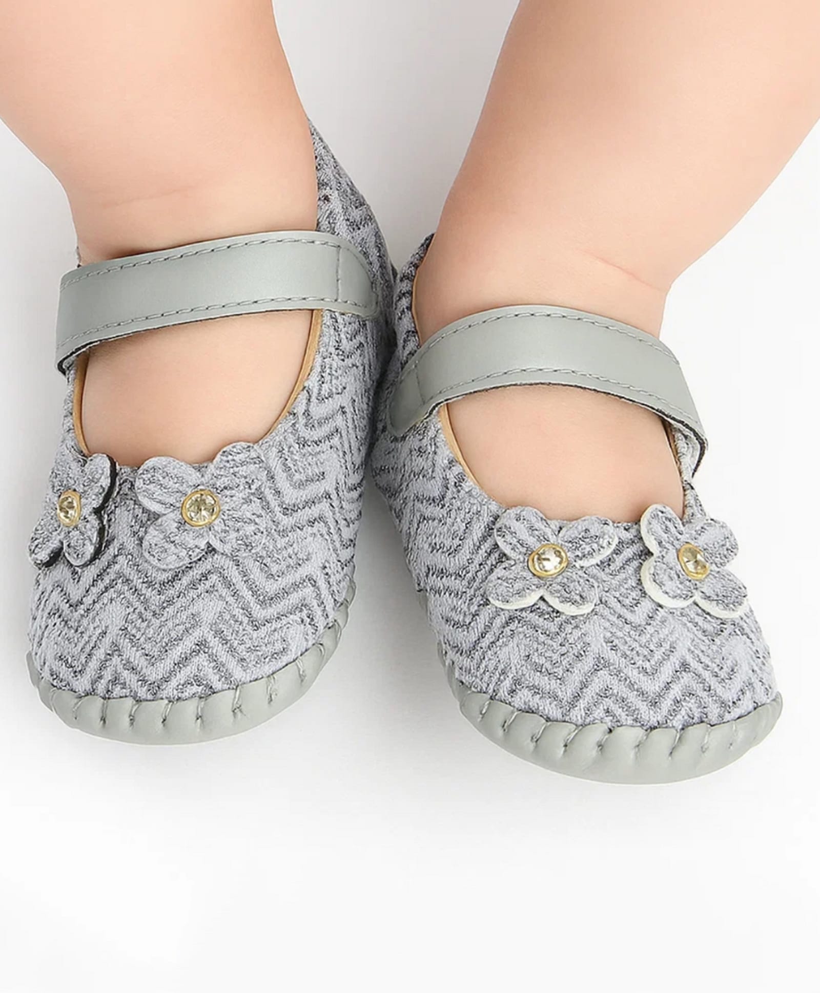 Neska Moda Floral Applique Detailed & Glittered Velcro Closure Mary Jane Ballerinas - Grey