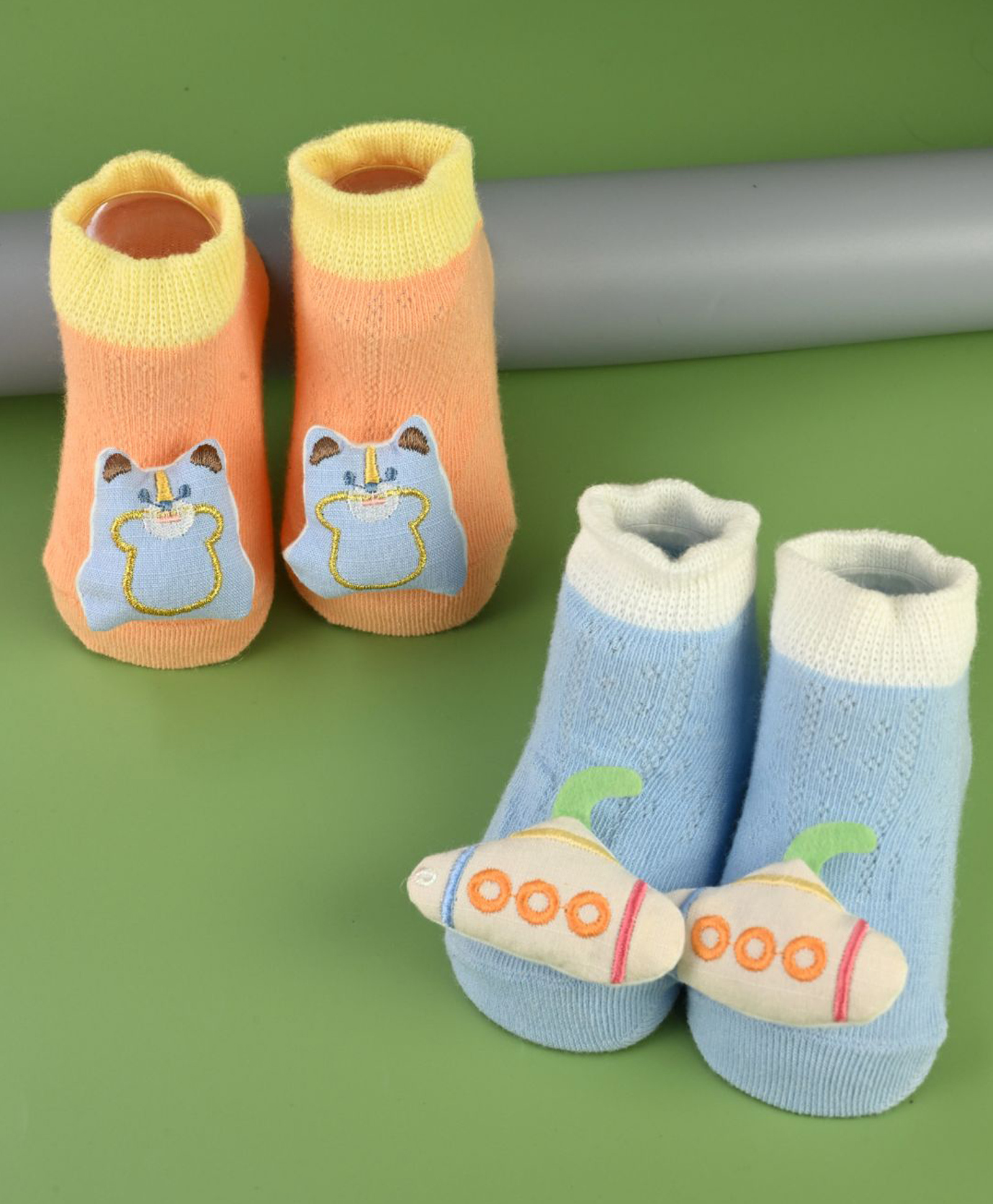 Yellow Bee Cotton Knit Pack Of 2 Cats & Submarine 3D Applique Detailed Socks - Multi Colour-image-19