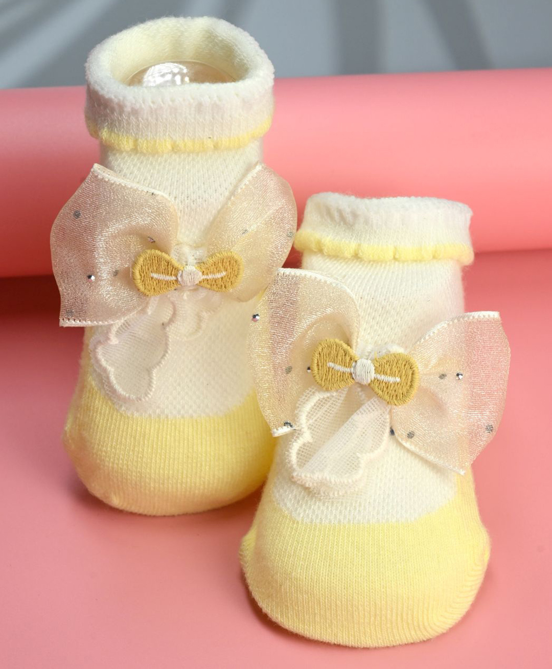 Yellow Bee Bow Applique Detailed Socks - Yellow-image-27