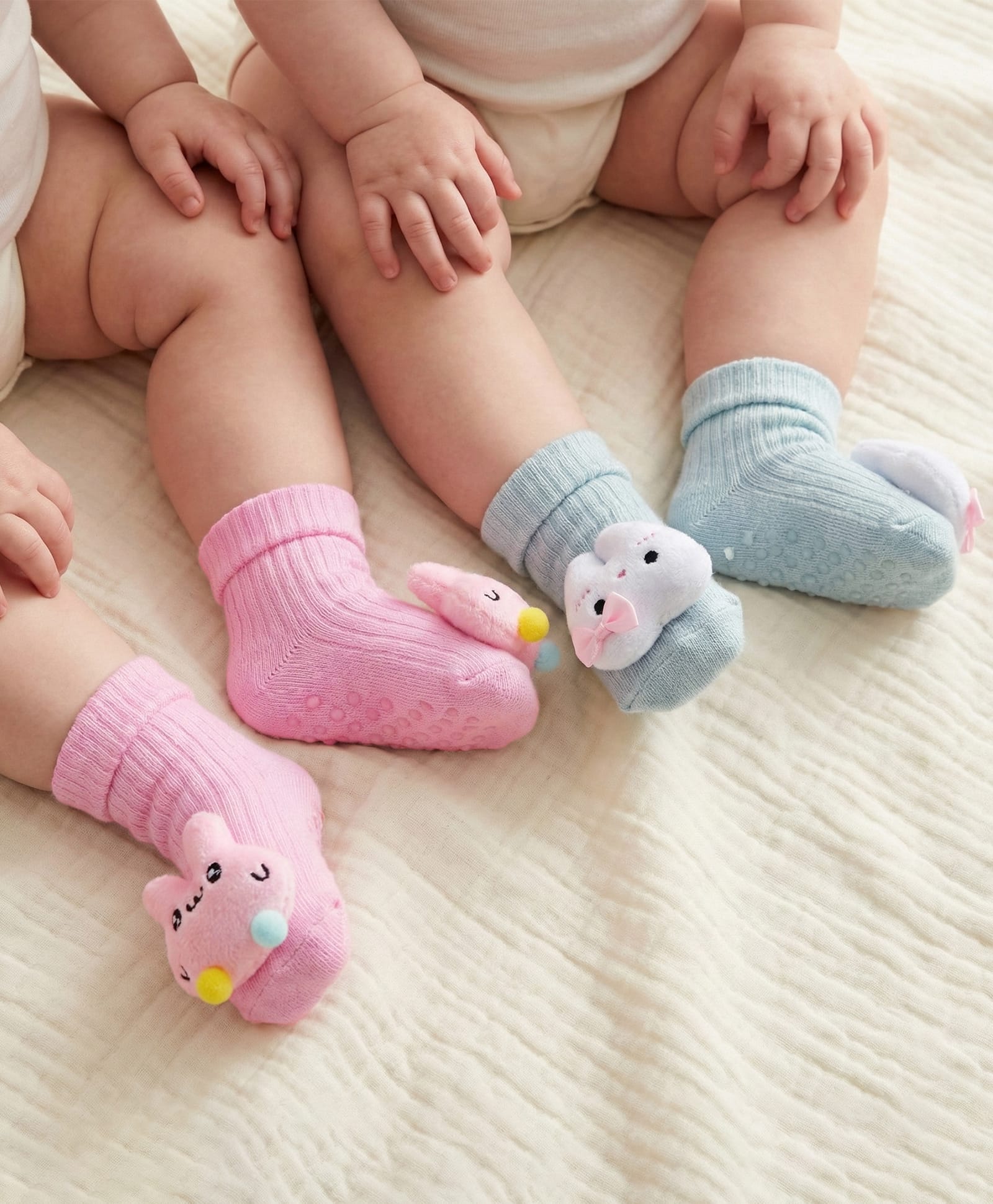 Babyoye Bamboo Knit Ankle Length Socks With Bunny Applique Pack Of 2 - Pink & Olive Green-picture-20