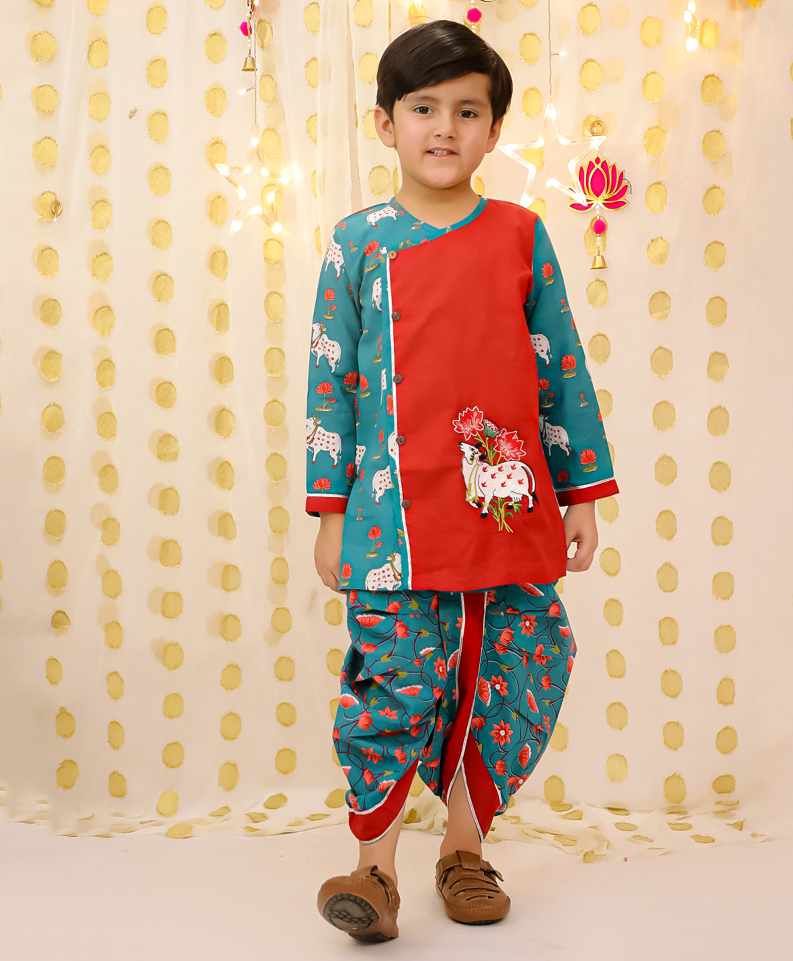 BownBee Pure Cotton Woven Full Sleeves Cow Embroidered Dhoti Kurta Set - Red-picture-38