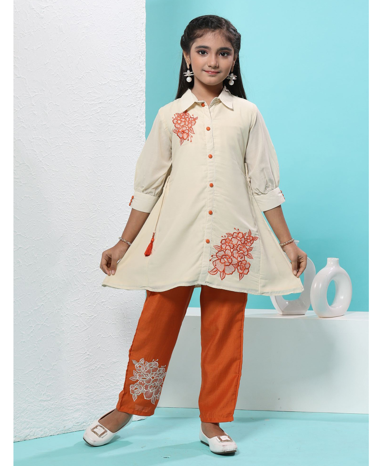 MASTARANG Woven Three Fourth Sleeves Floral Embroidered Kurti With Pant Set - Cream-image-35