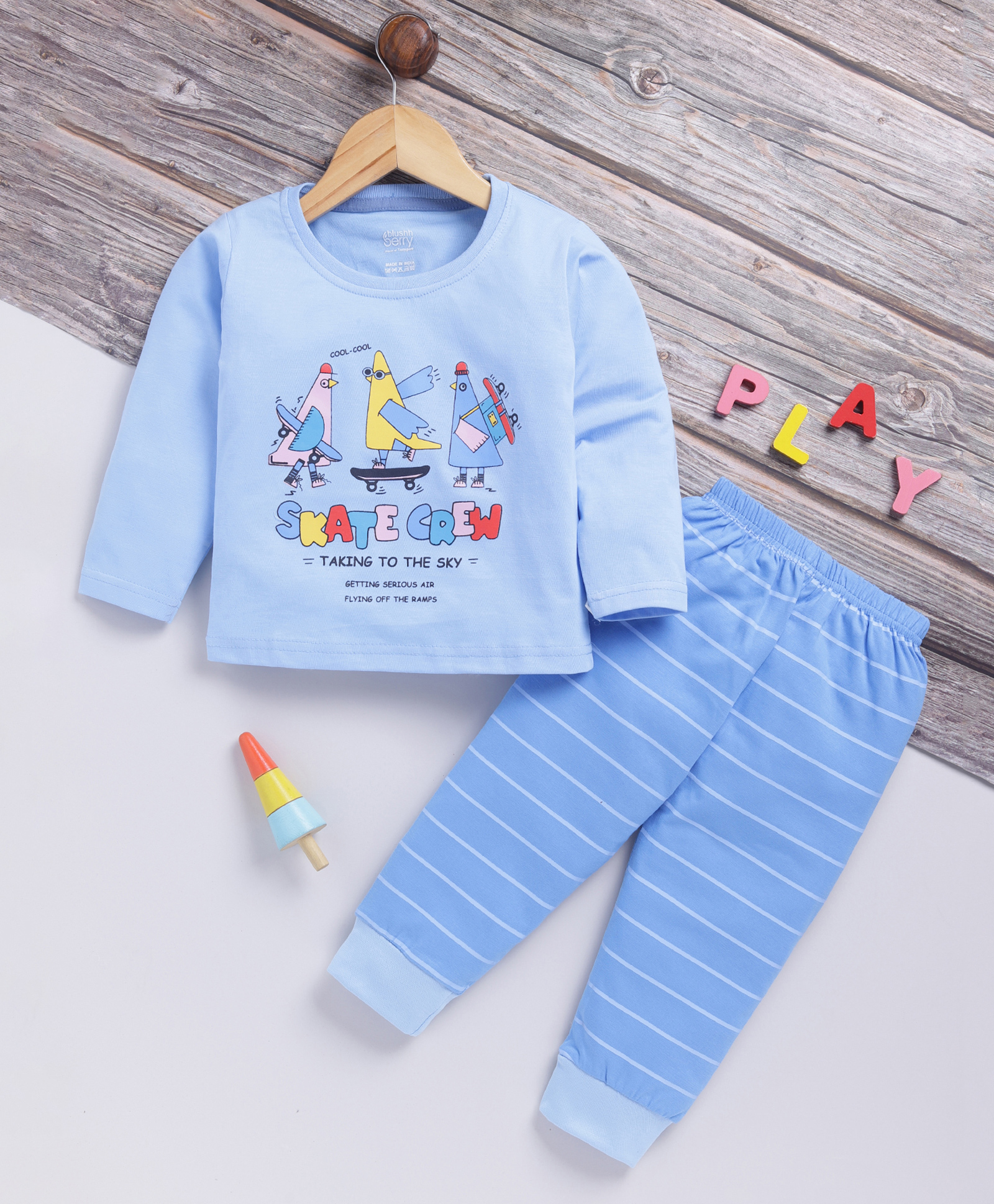 Blushh Berry Cotton Knit Full Sleeves Skate Crew Text Printed Tee With Jogger Set - Light Blue-image-40