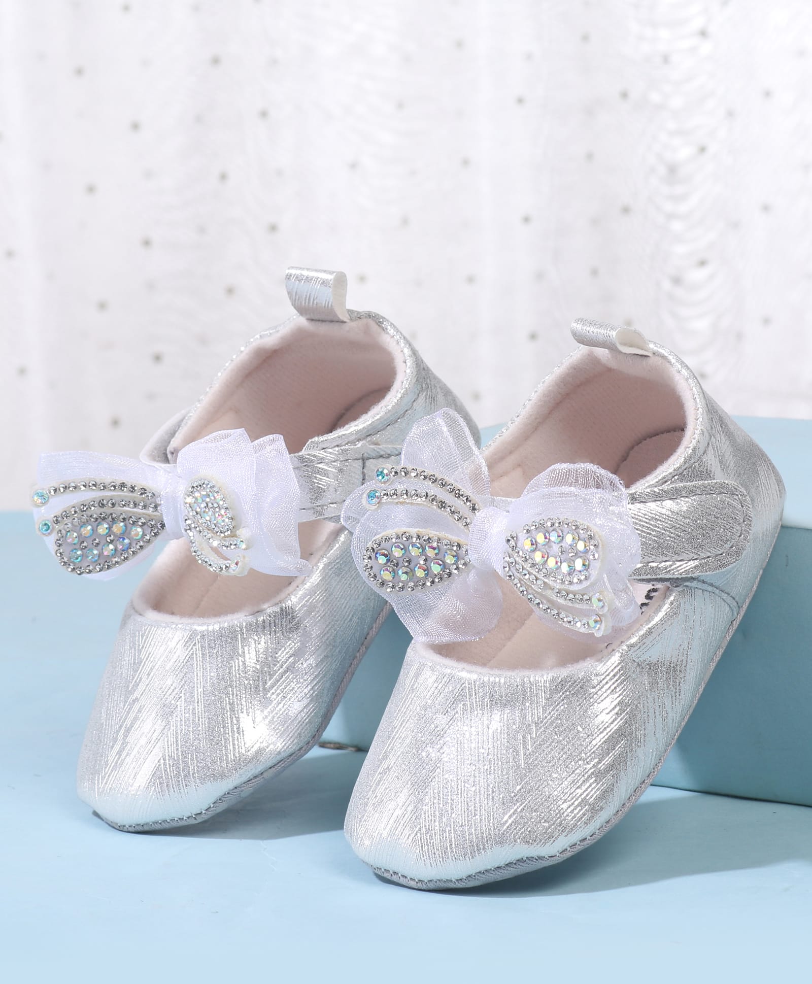 Cute Walk by Babyhug Velcro Closure Booties with Bow Applique - Silver