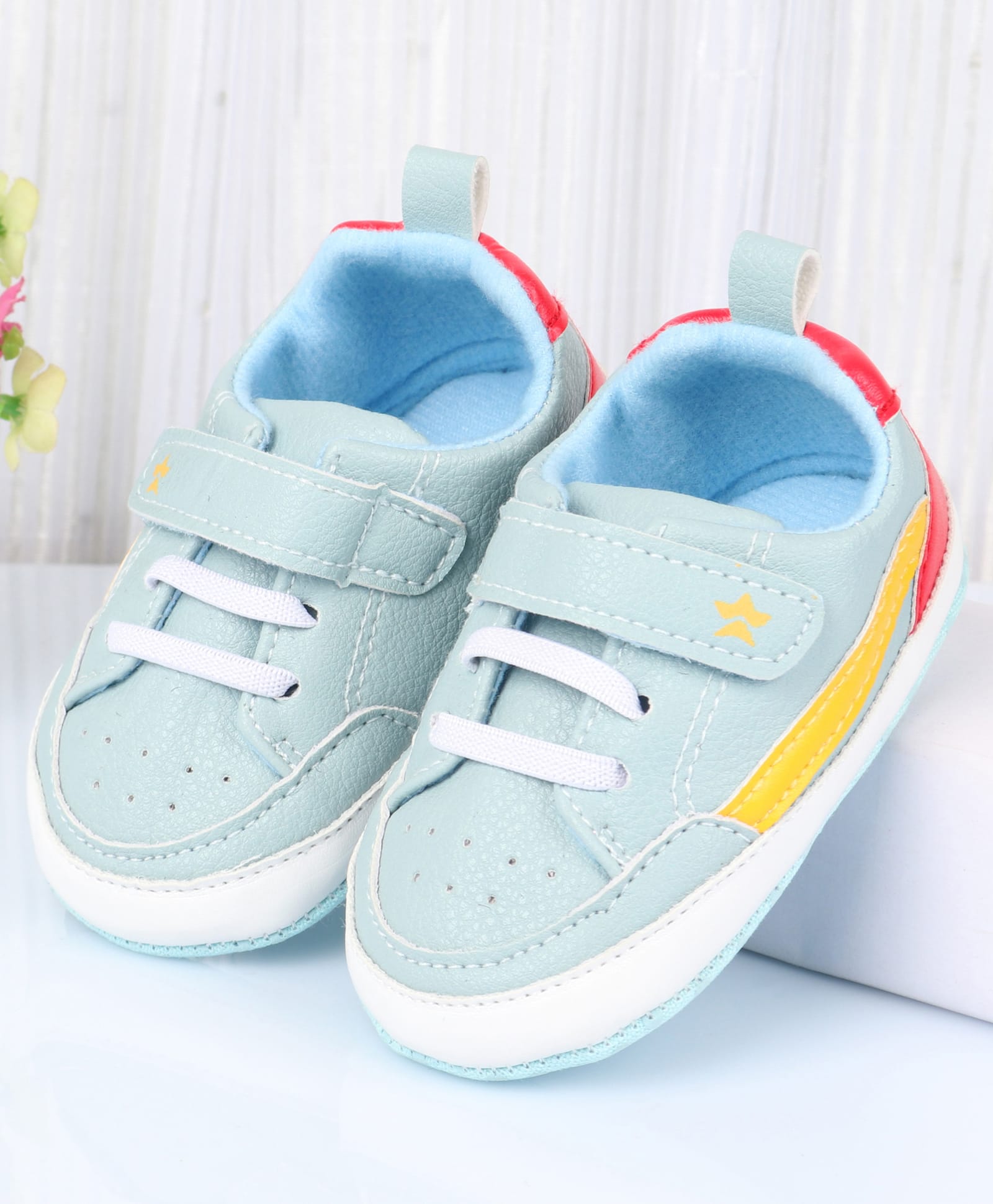 Cute Walk by Babyhug Velcro Closure Solid Booties - Blue