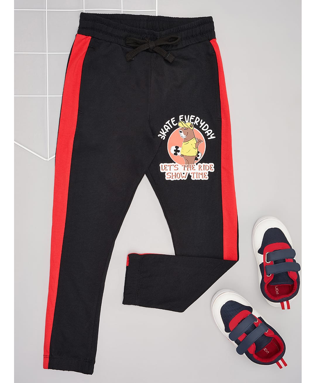 Pantaloons Junior Cotton Knit Skater Bear Printed Side Taped Joggers - Black-picture-19