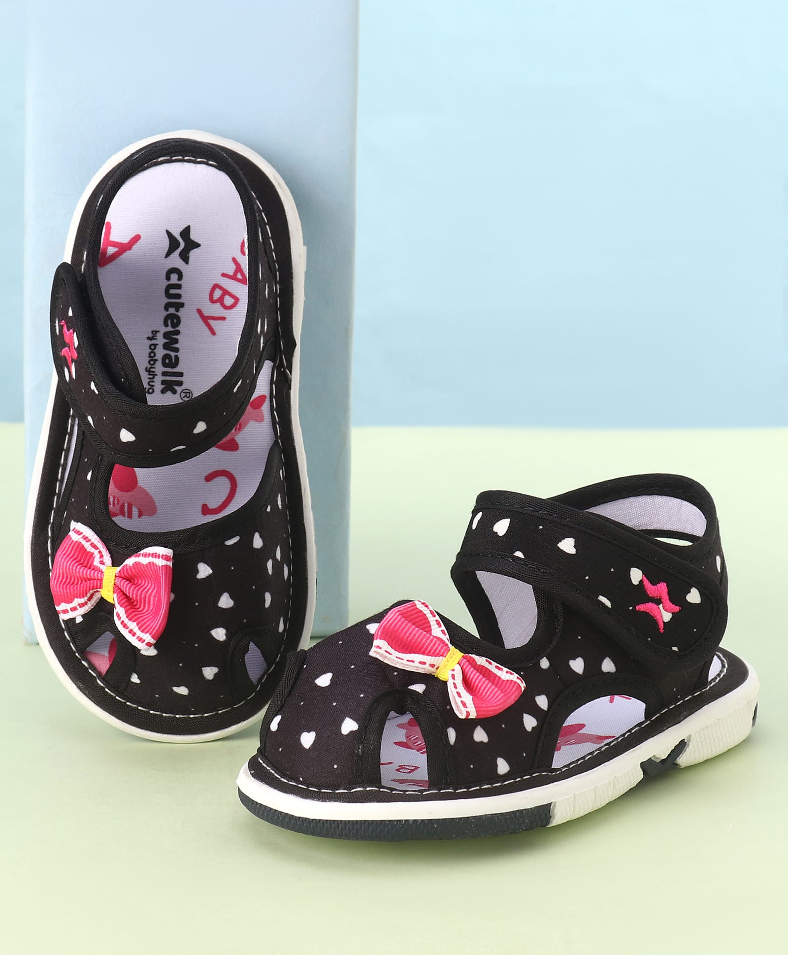Cute Walk by Babyhug Velcro Closure Sandals with Bow Applique & Heart Print - Black-picture-10