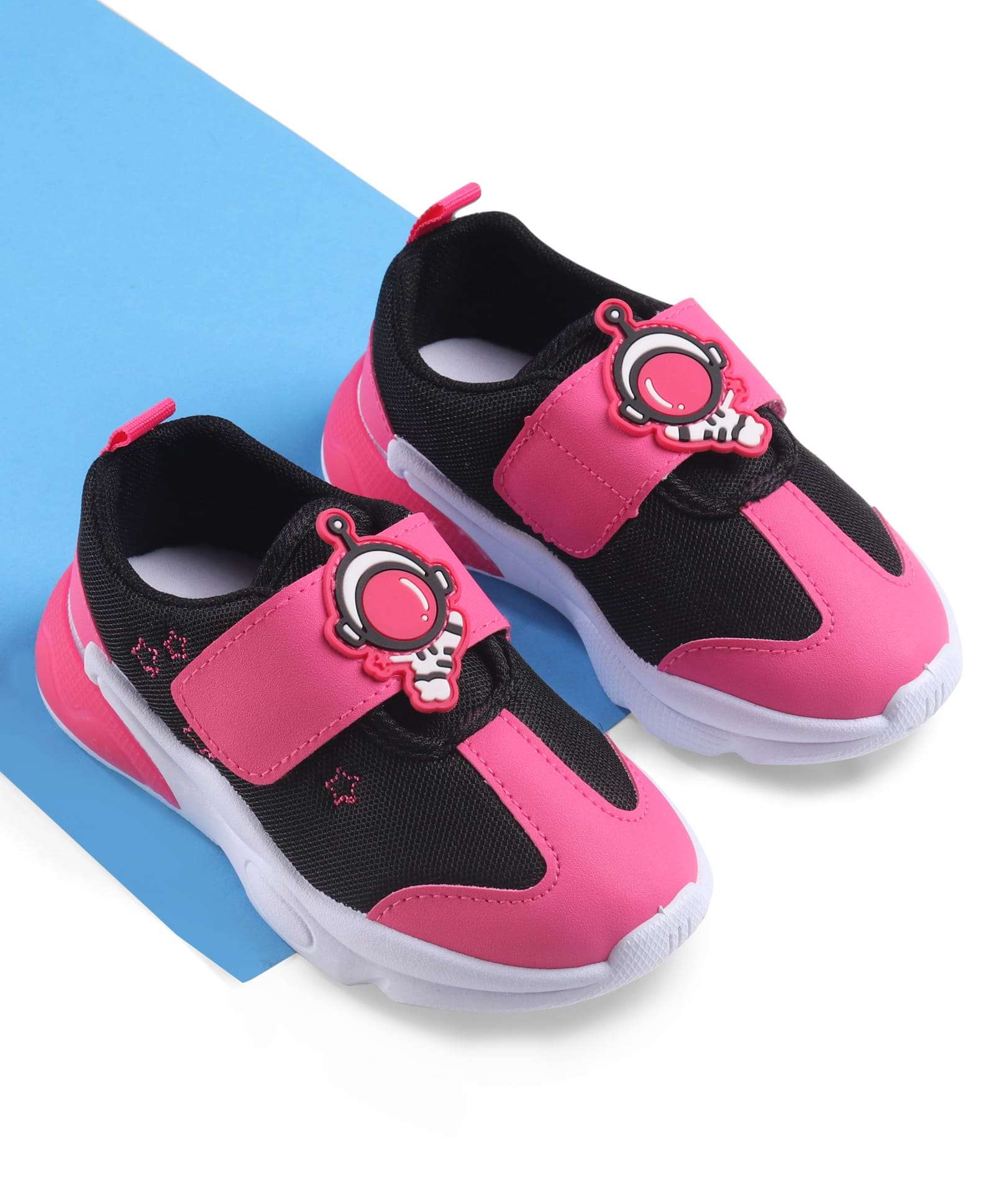 Cute Walk by Babyhug Sneaker Shoes With Velcro Closure & Astronaut Applique - Fuchsia-image-22