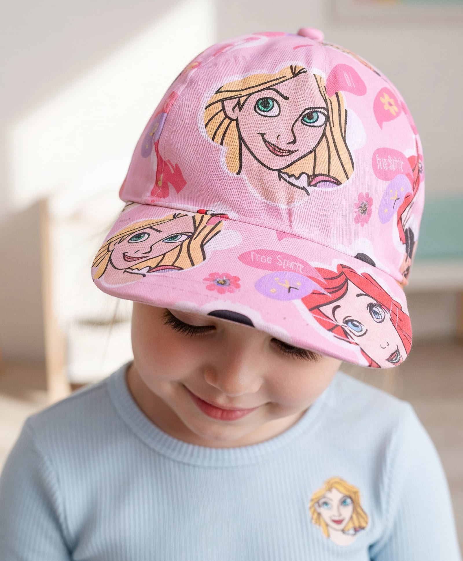 Babyhug Disney Cotton Woven Summer Cap With Disney Princess Print Pink - Diameter 16.5 cm
