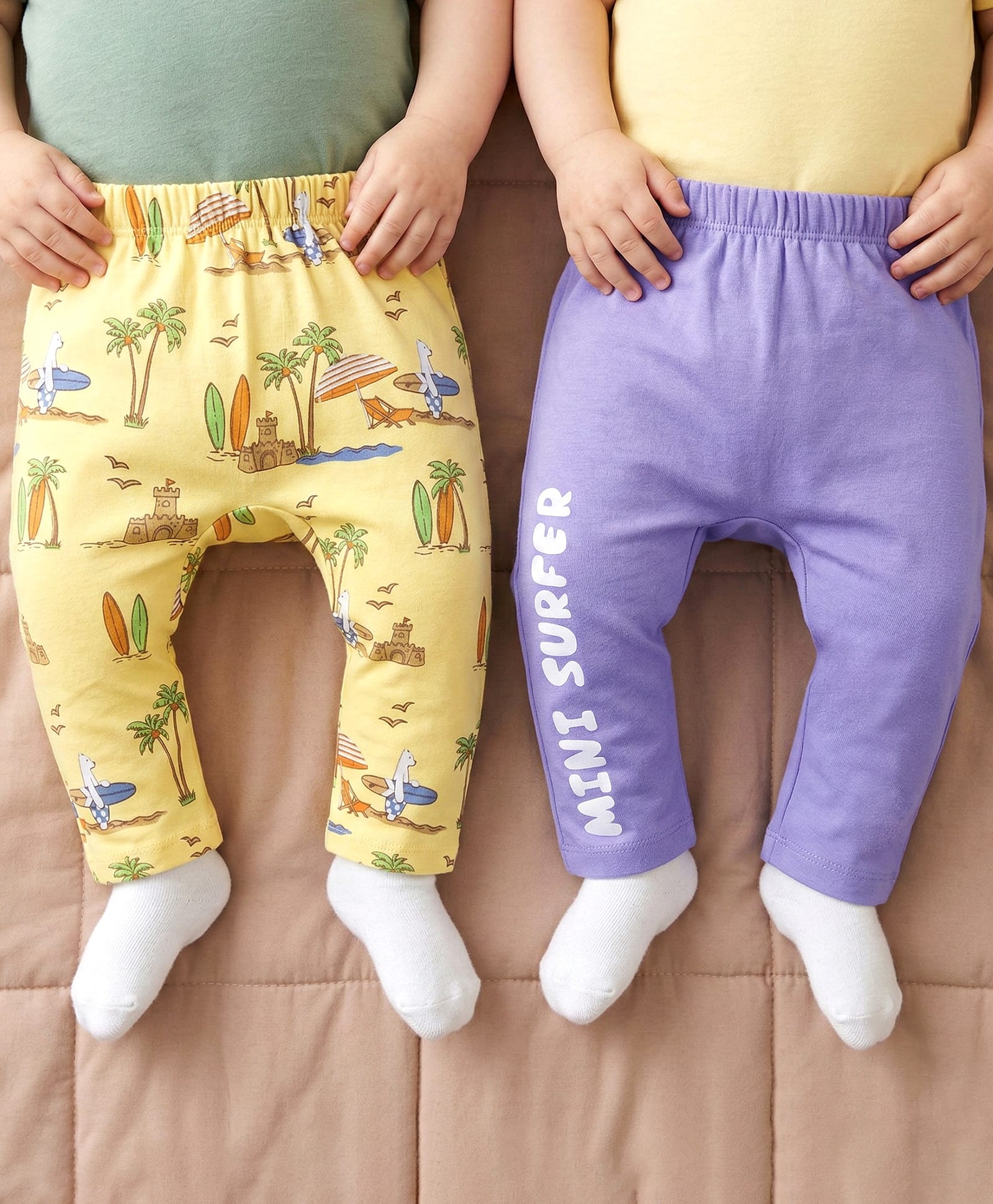 Babyoye 100% Cotton Knit Full Length Diaper Leggings With Beach Theme Print Pack of 2 - Yellow & Light Blue-picture-14